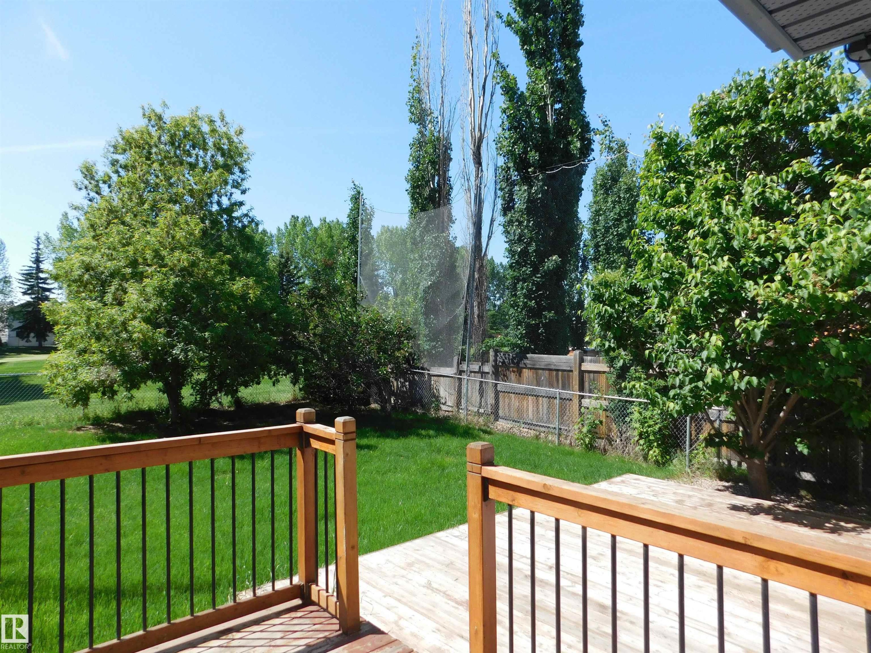 2255 Brennan Court Nw, Edmonton, AB