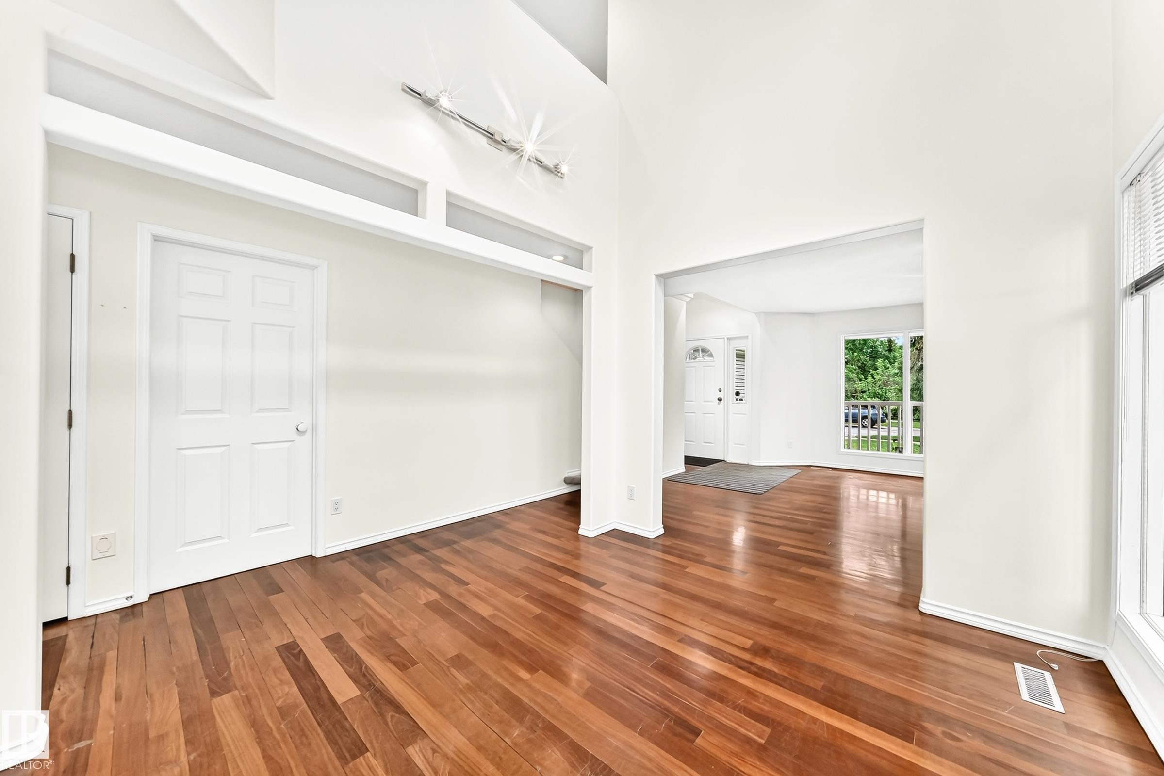 9130 77 Avenue, Edmonton, AB