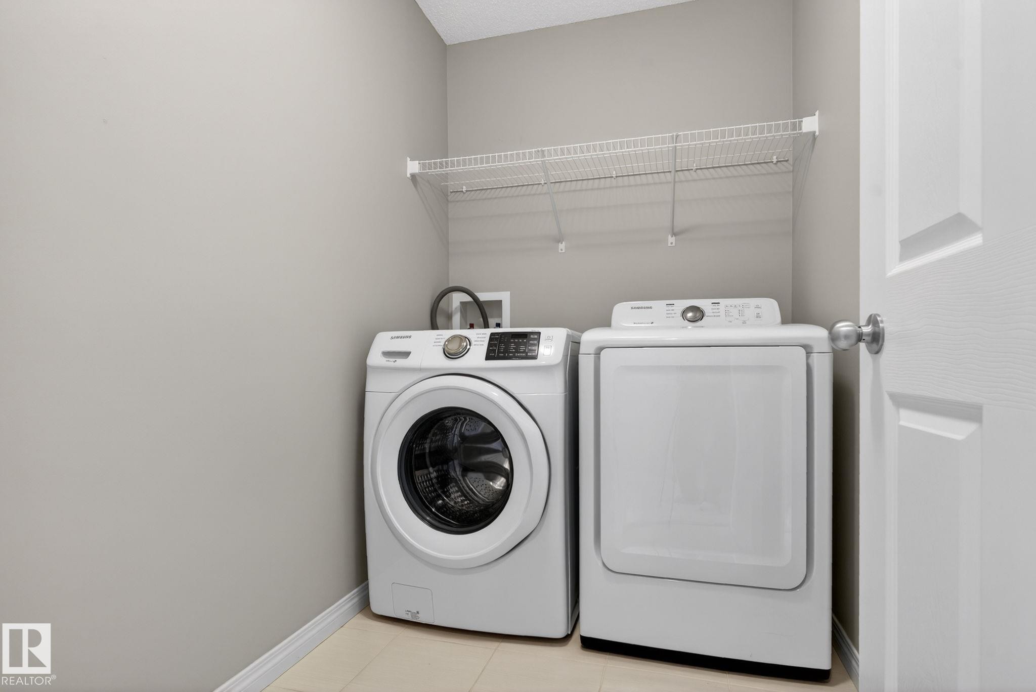 4330 Prowse Link Link Sw, Edmonton, AB - Indoor Photo Showing Laundry Room