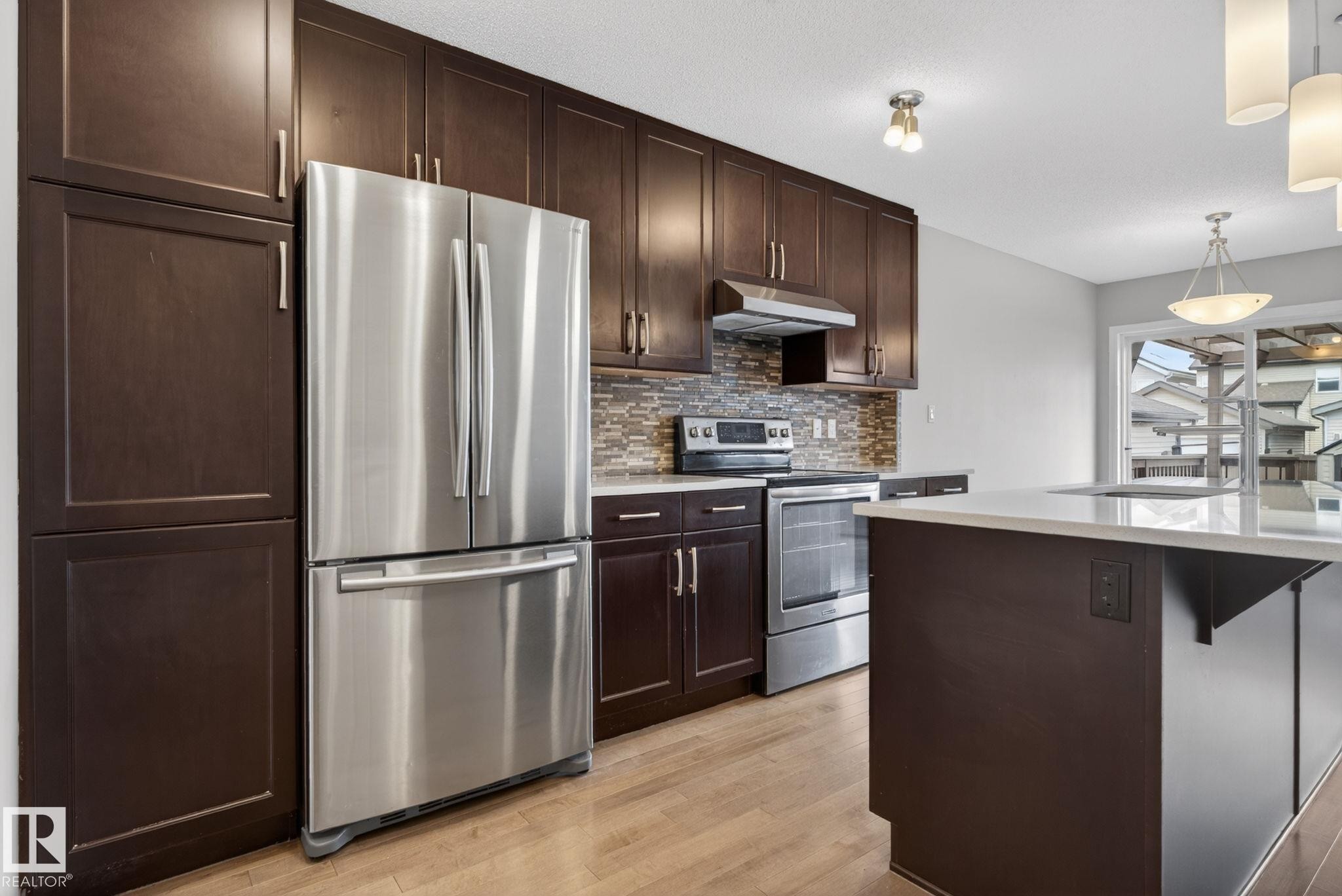 4330 Prowse Link Link Sw, Edmonton, AB - Indoor Photo Showing Kitchen With Stainless Steel Kitchen With Upgraded Kitchen