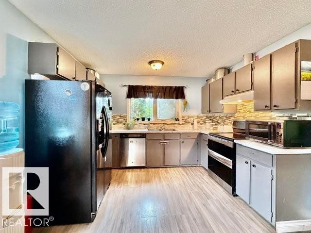 169 Garnet Crescent, Wetaskiwin, AB