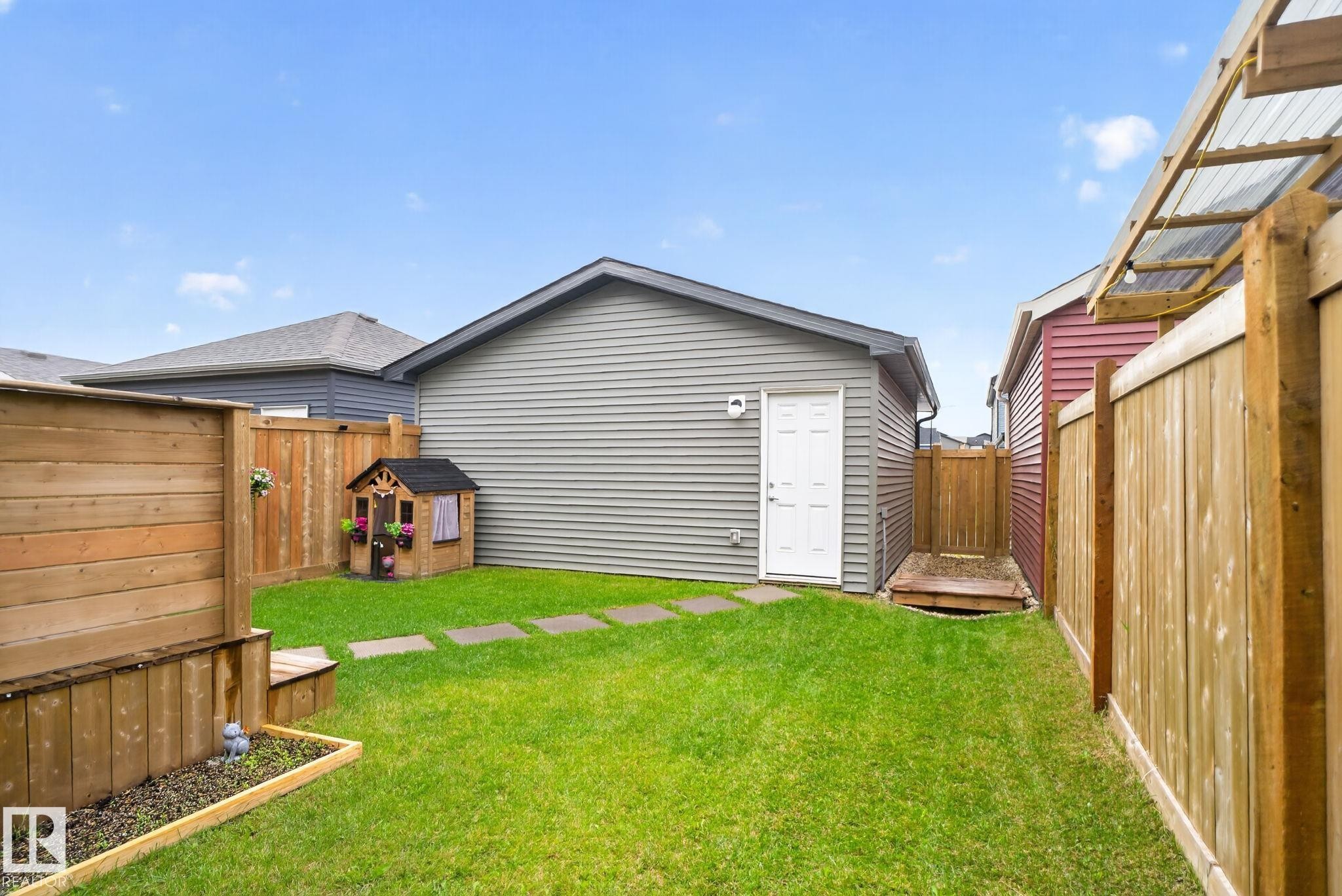 1544 Plum Circle Circle, Edmonton, AB