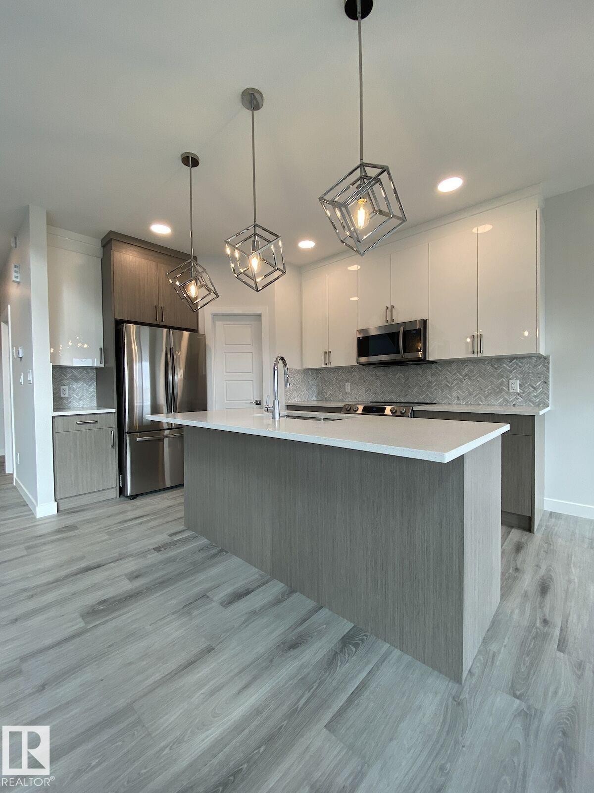1433 Osprey Crest, Edmonton, AB