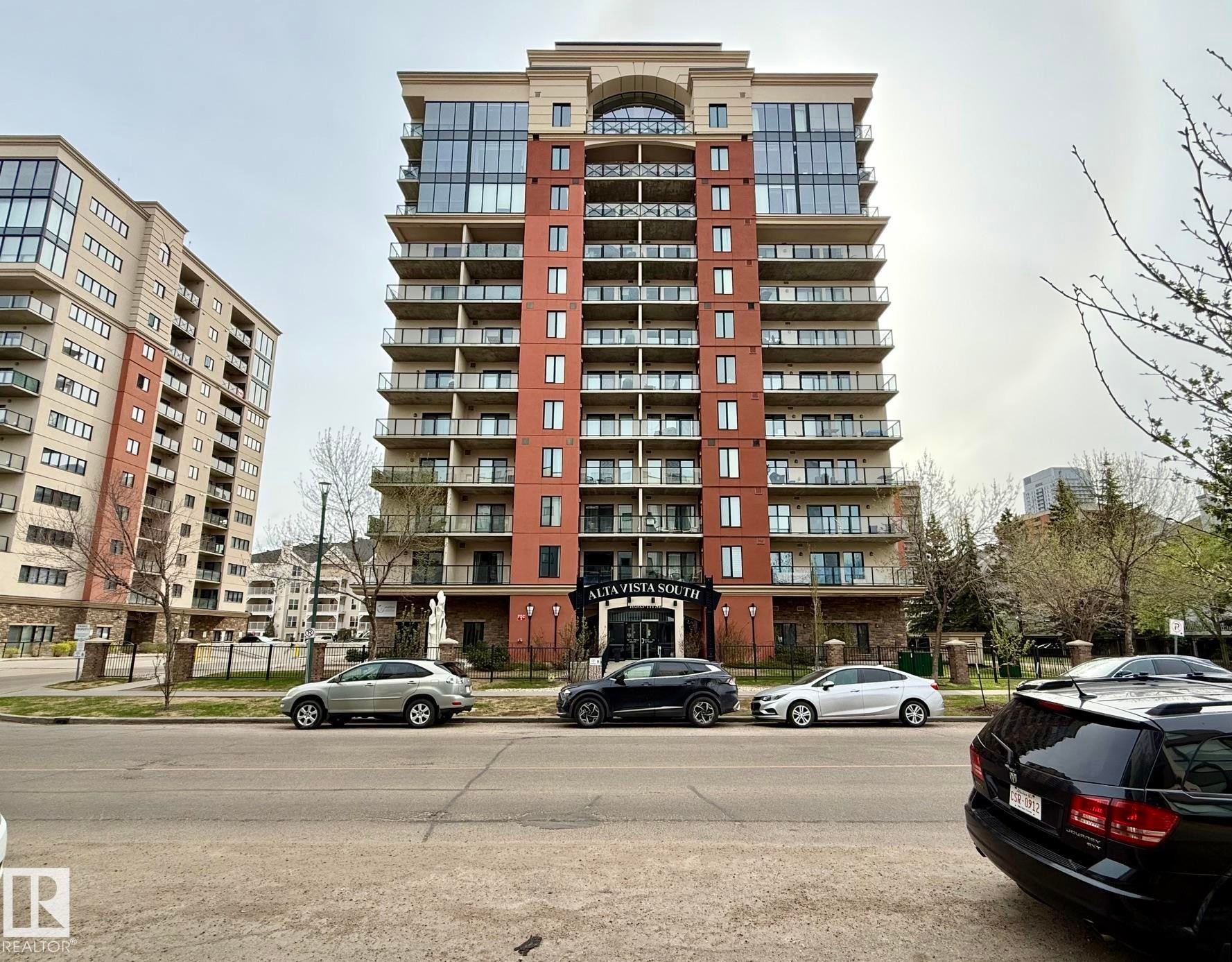 403 10303 111 Street, Edmonton, AB