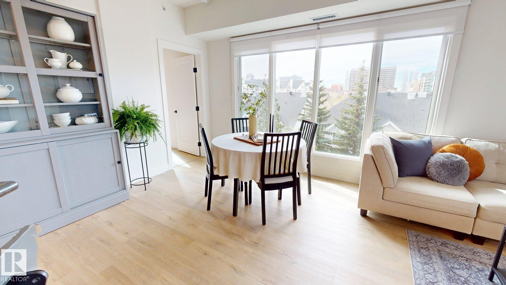 403 10303 111 Street, Edmonton, AB