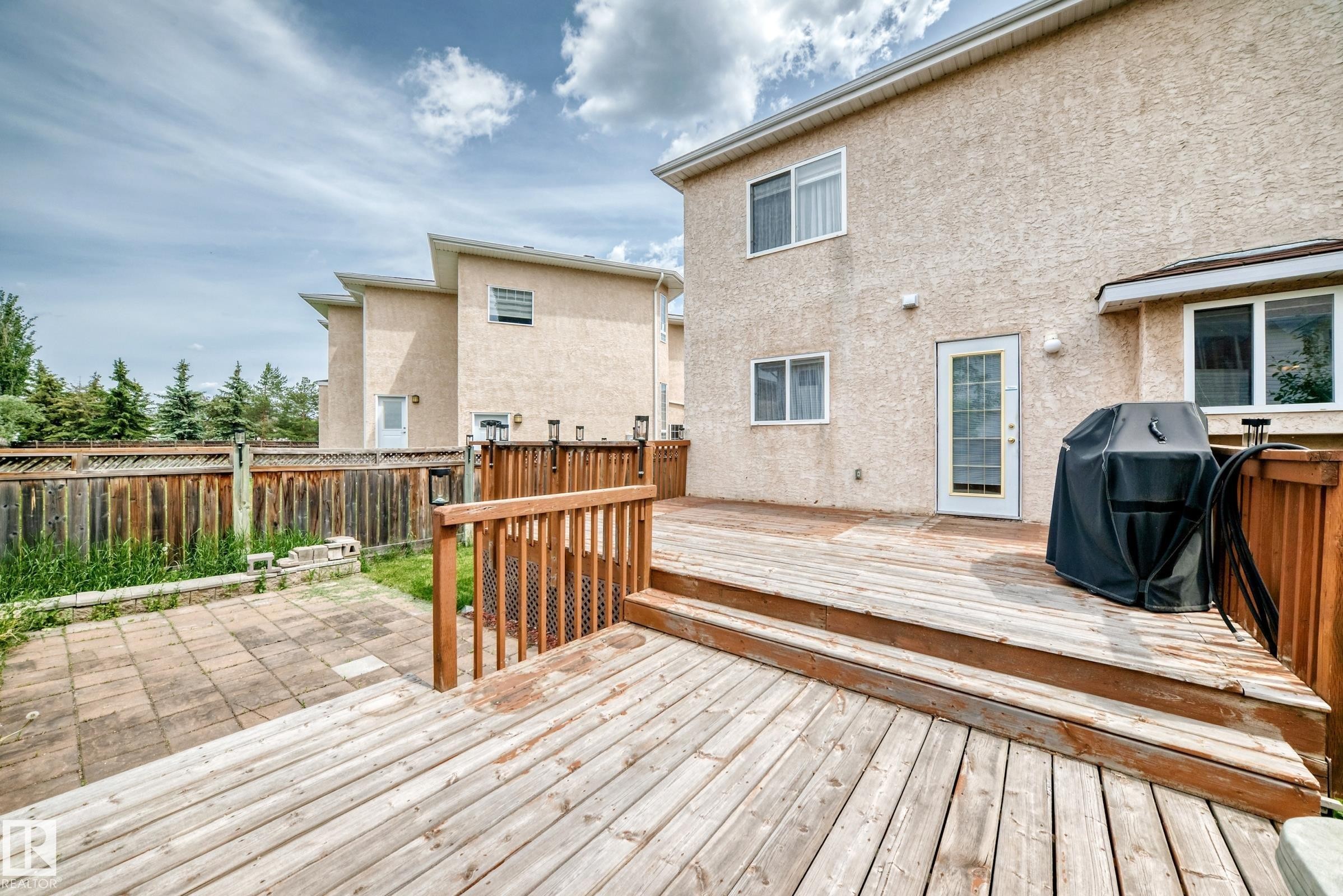 15826 67B Street, Edmonton, AB