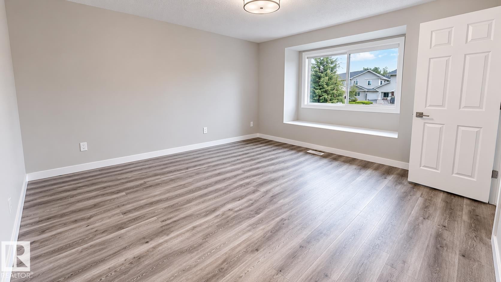 2 Hampton Crest, Sherwood Park, AB