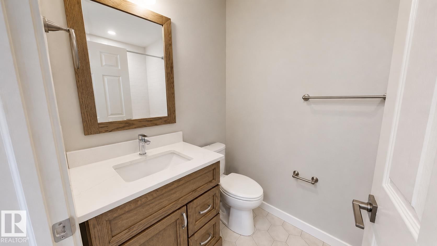 2 Hampton Crest, Sherwood Park, AB