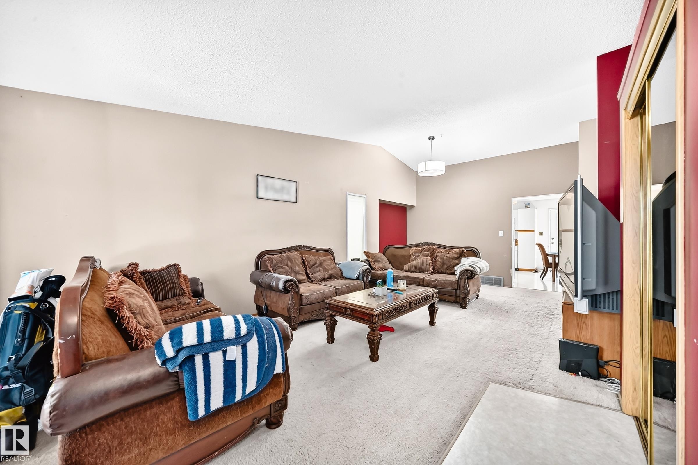 8011 188 Street, Edmonton, AB