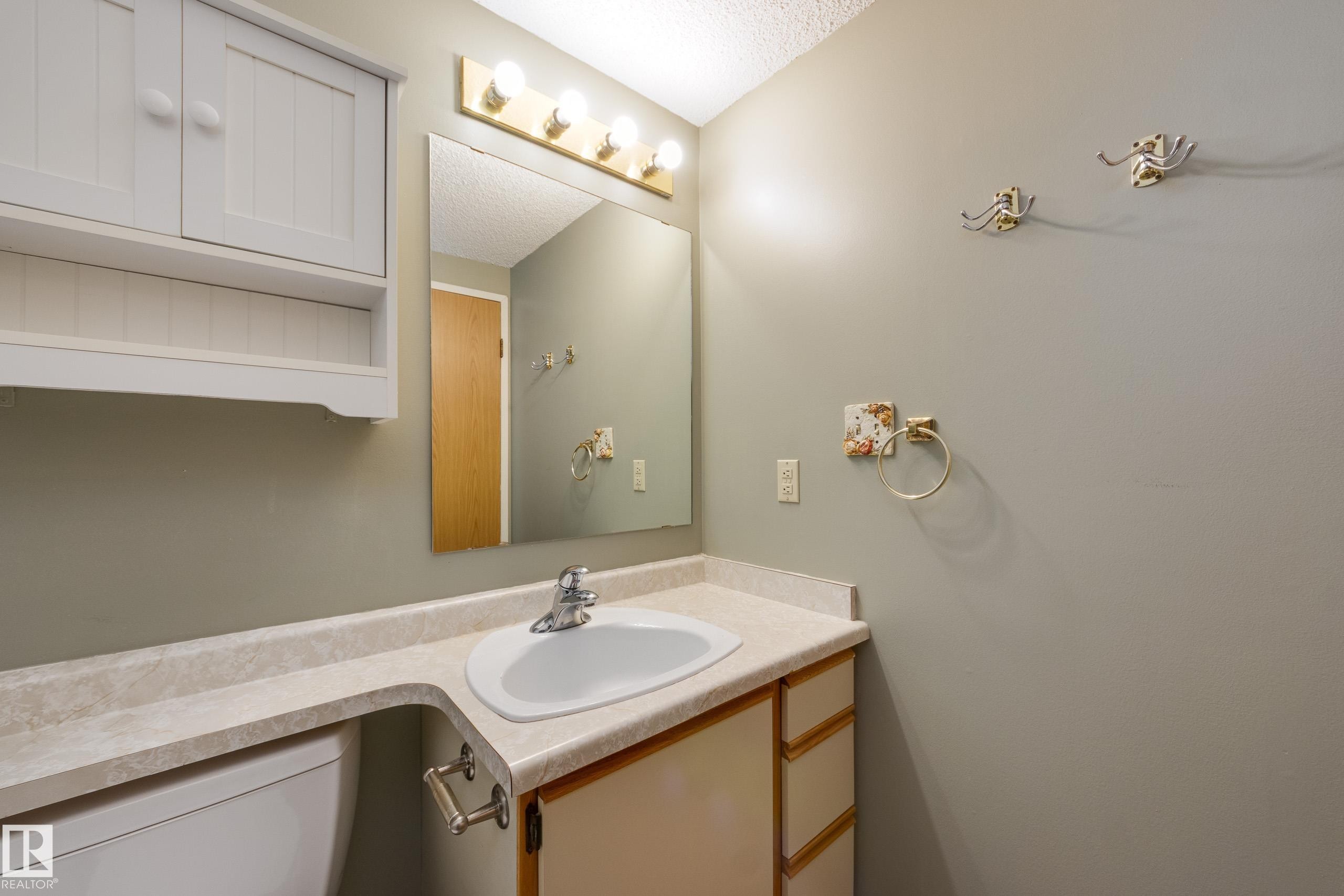 203 4812 51 Avenue, Stony Plain, AB