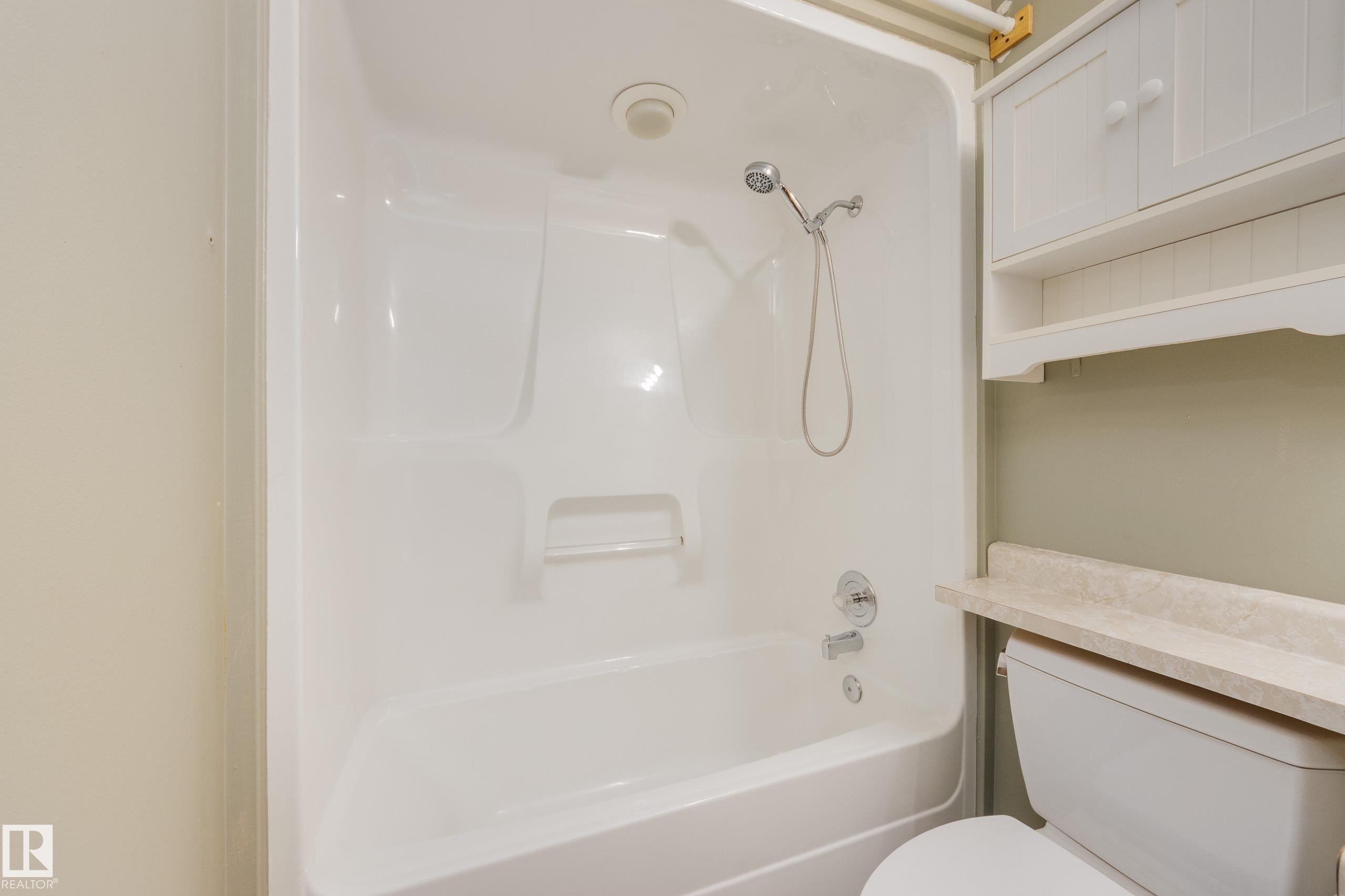 203 4812 51 Avenue, Stony Plain, AB