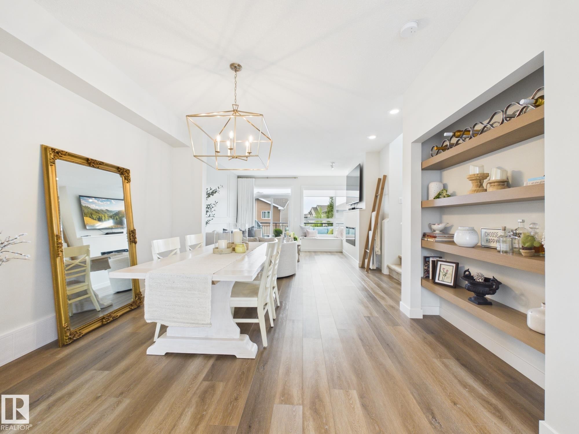 32 100 Jensen Lakes Boulevard, St. Albert, AB - Indoor Photo Showing Dining Room