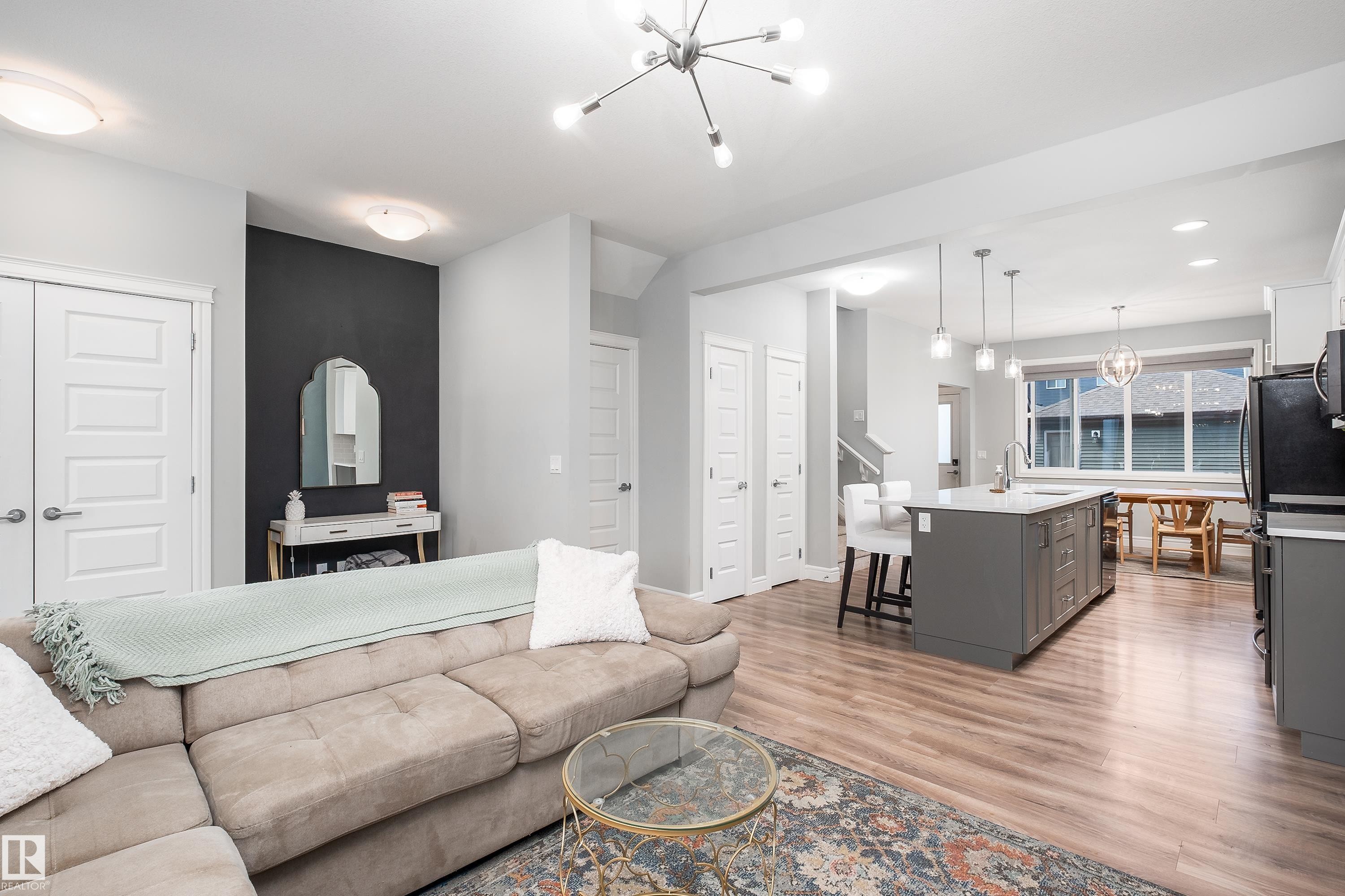 1330 Enright Landing, Edmonton, AB
