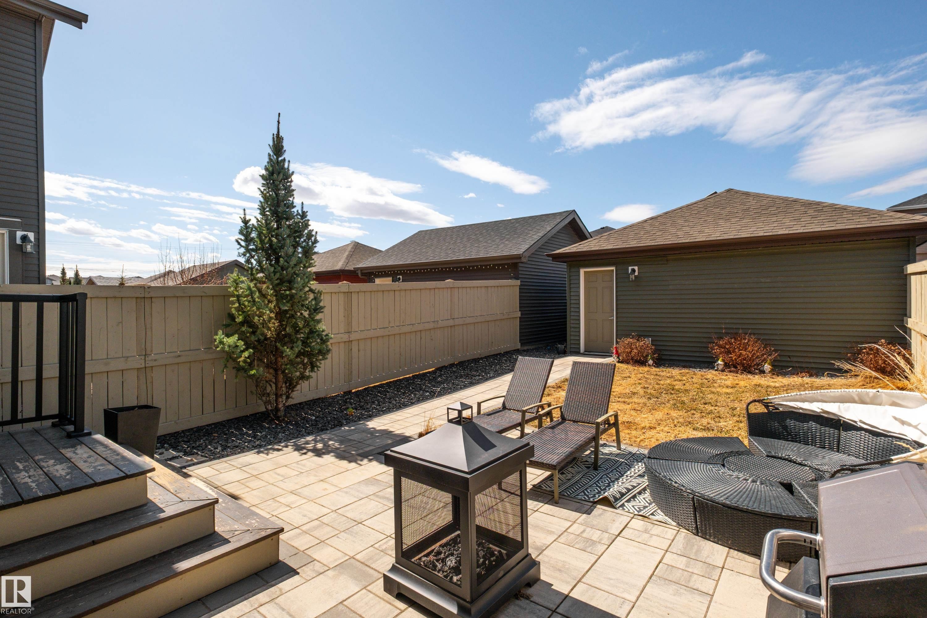1330 Enright Landing, Edmonton, AB