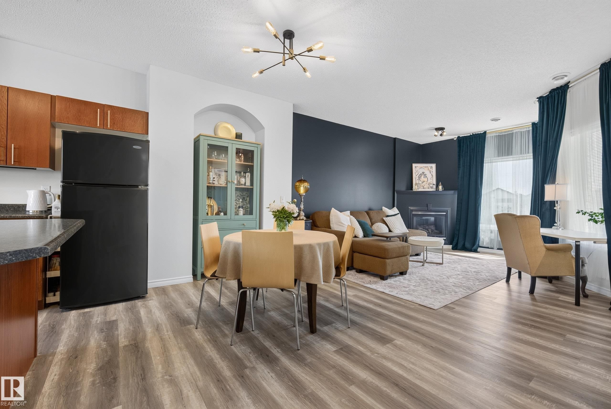 Dining area - 57 3010 33 Avenue, Edmonton, AB
