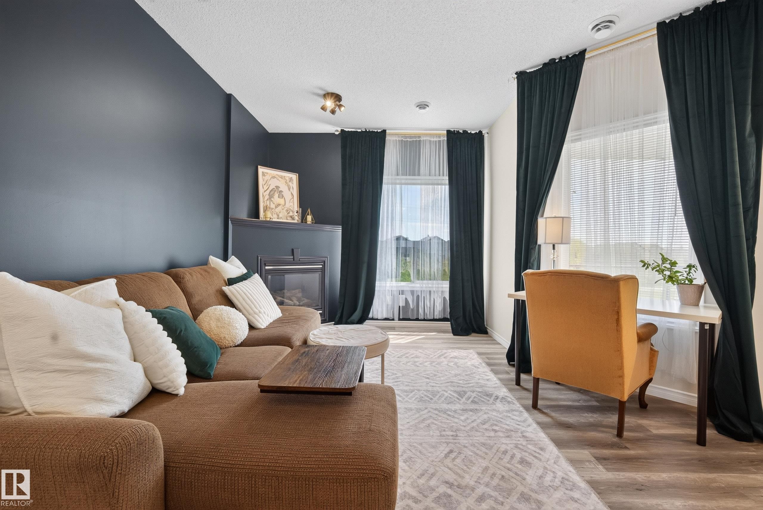 Living room - 57 3010 33 Avenue, Edmonton, AB
