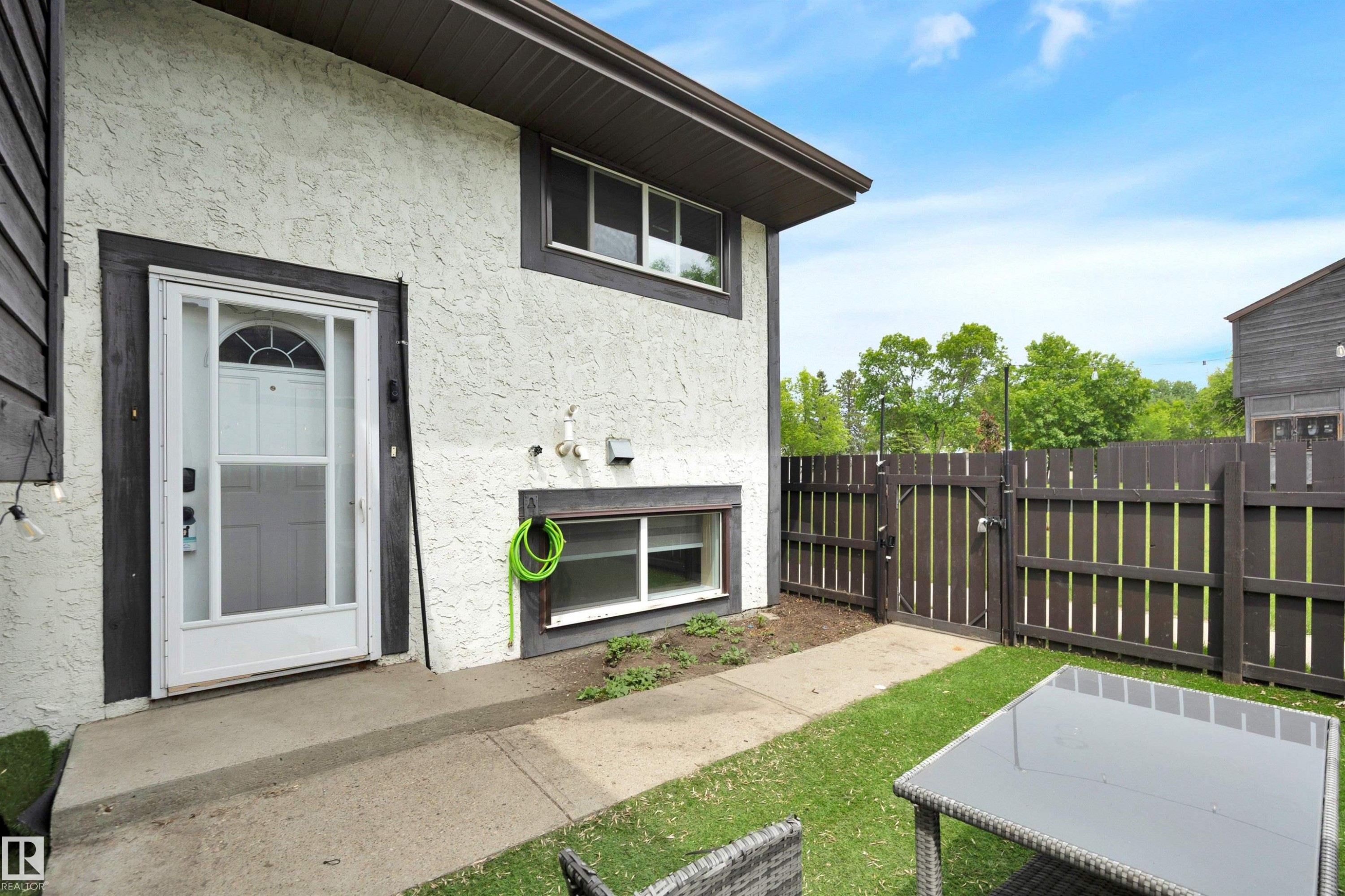 1546 69 Street, Edmonton, AB