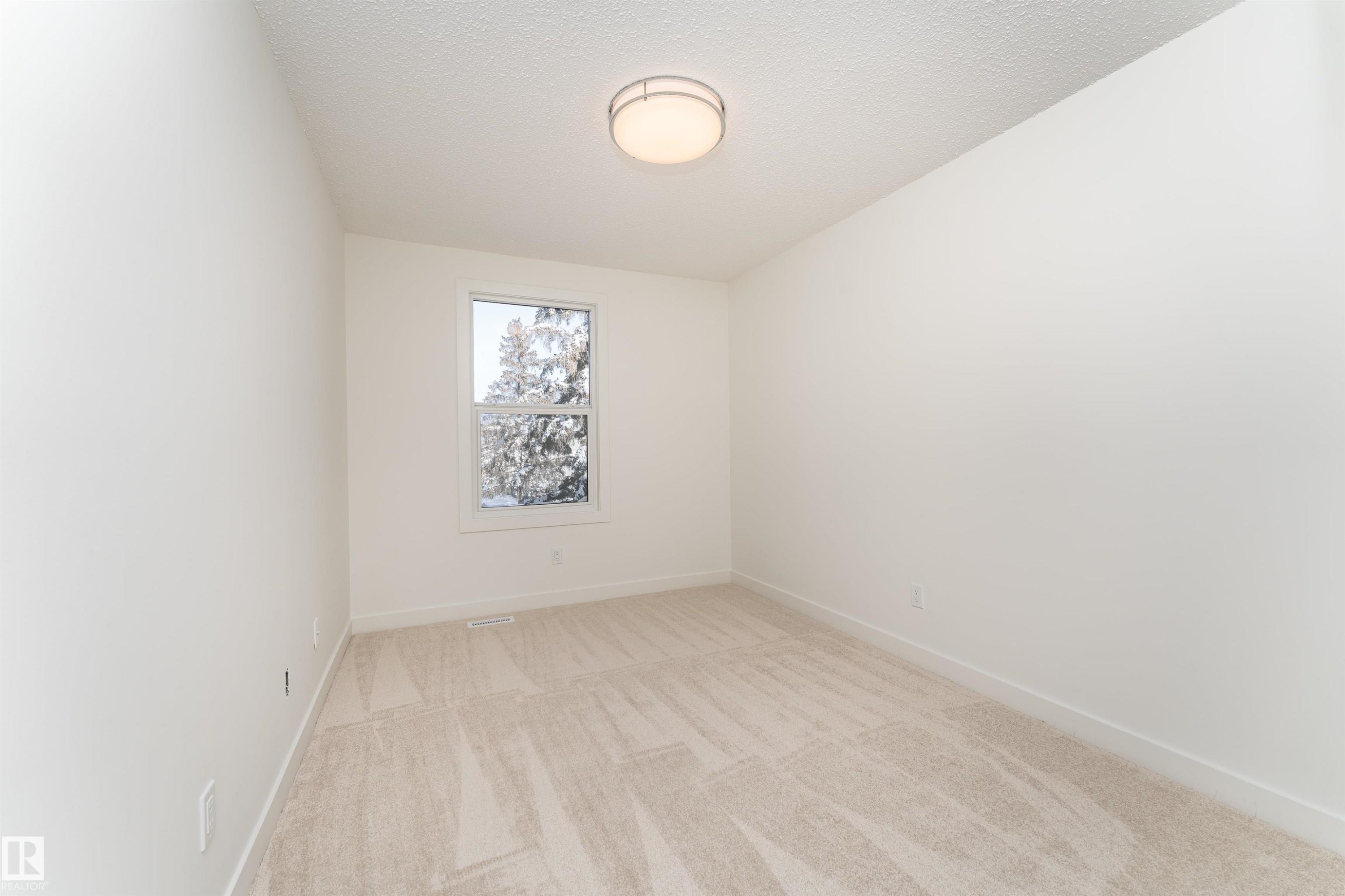 3108 142 Avenue, Edmonton, AB