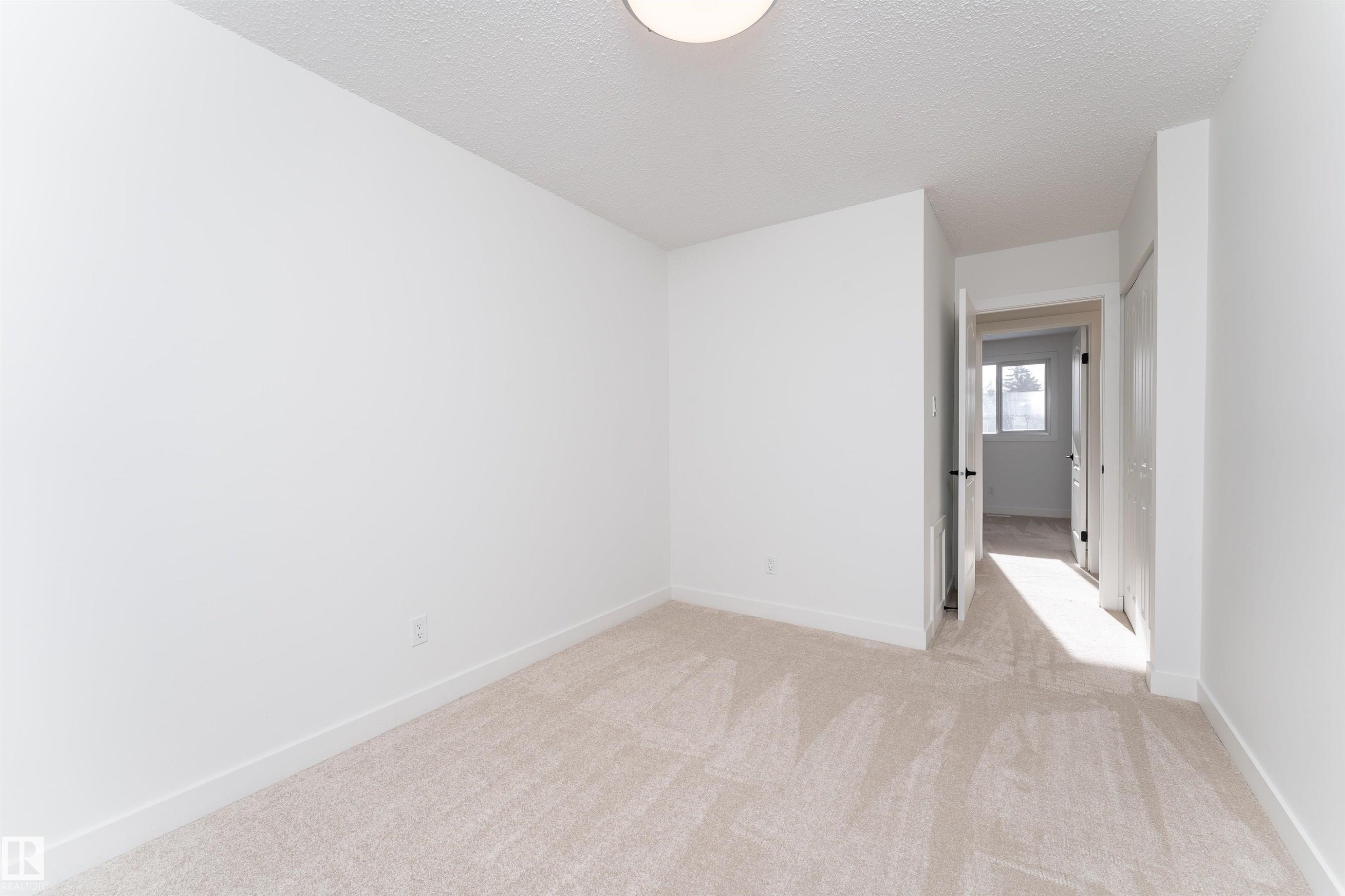 3108 142 Avenue, Edmonton, AB