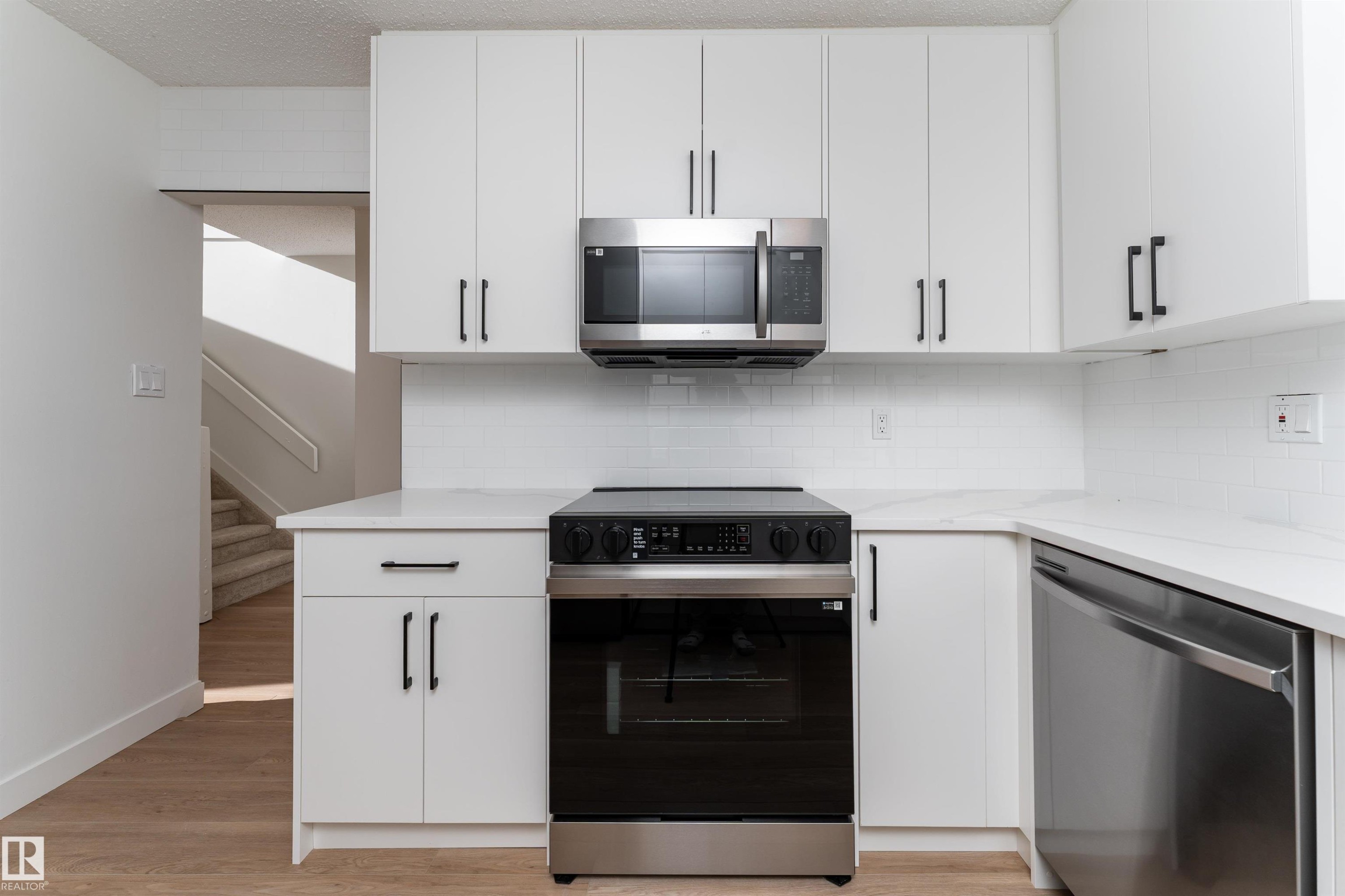 3108 142 Avenue, Edmonton, AB