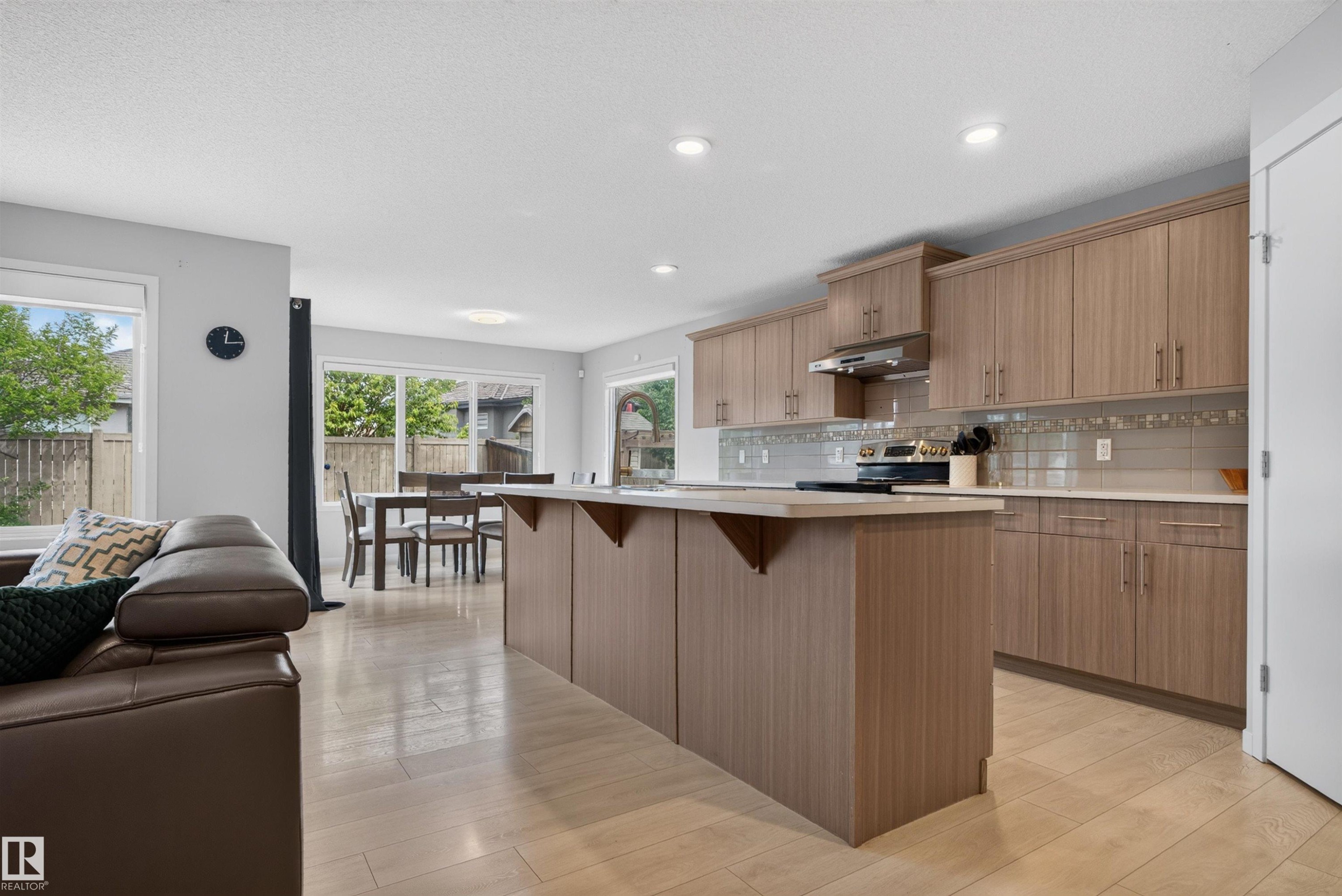 Kitchen - 4612 Westcliff Point(E), Edmonton, AB