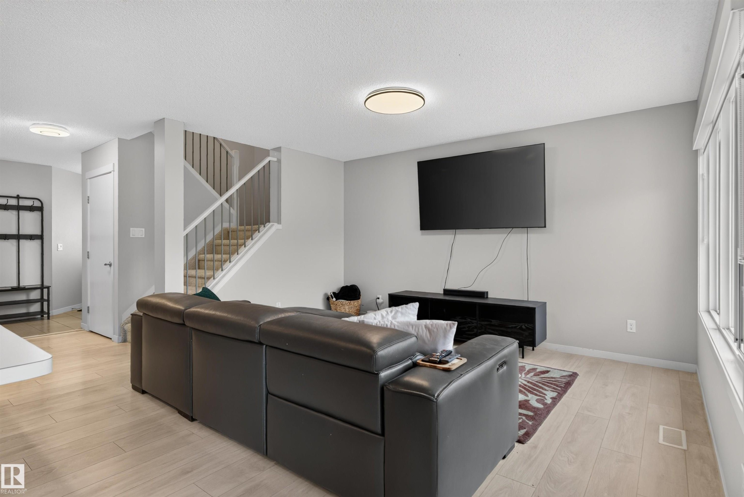 Living room - 4612 Westcliff Point(E), Edmonton, AB
