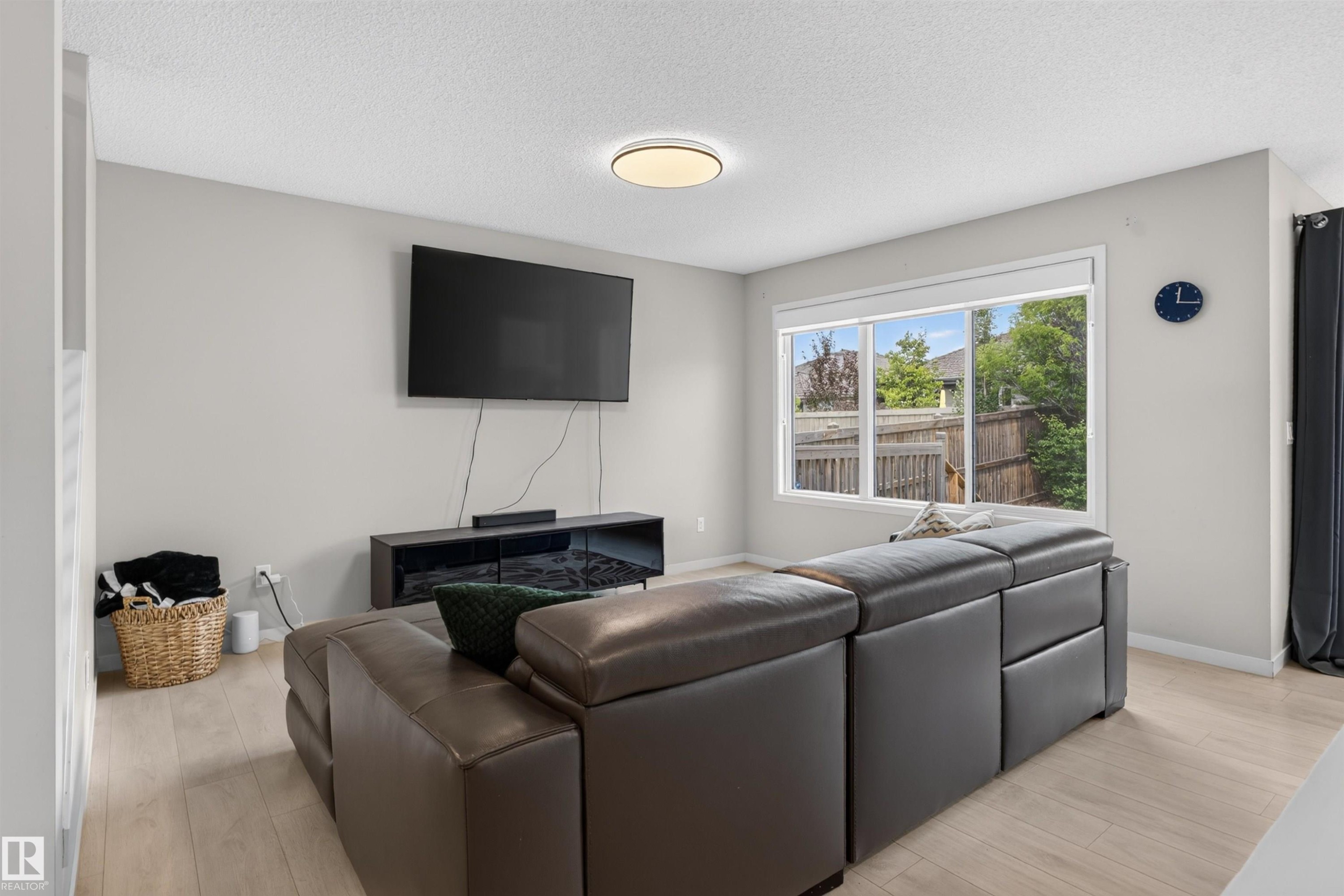 Living room - 4612 Westcliff Point(E), Edmonton, AB