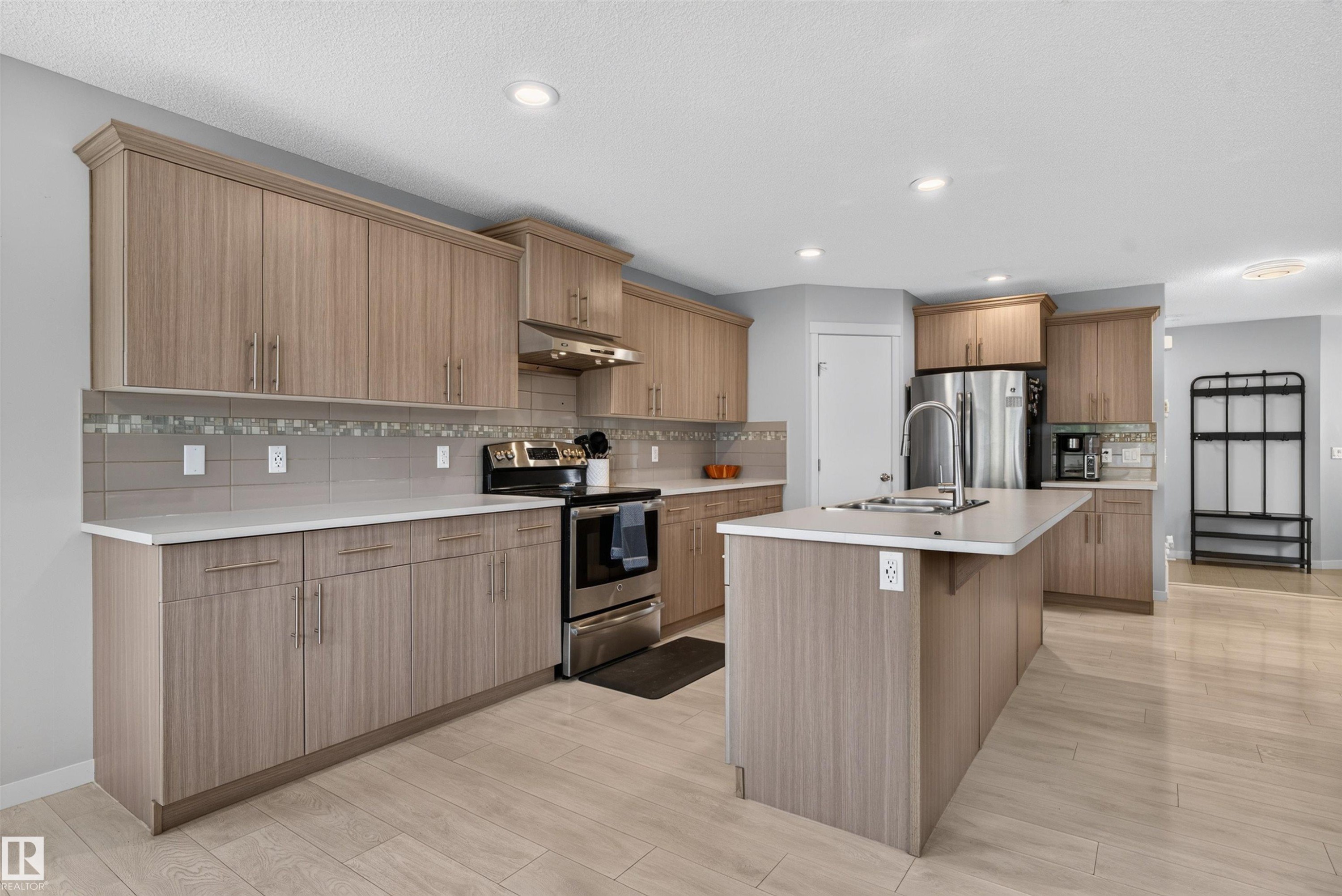Kitchen - 4612 Westcliff Point(E), Edmonton, AB