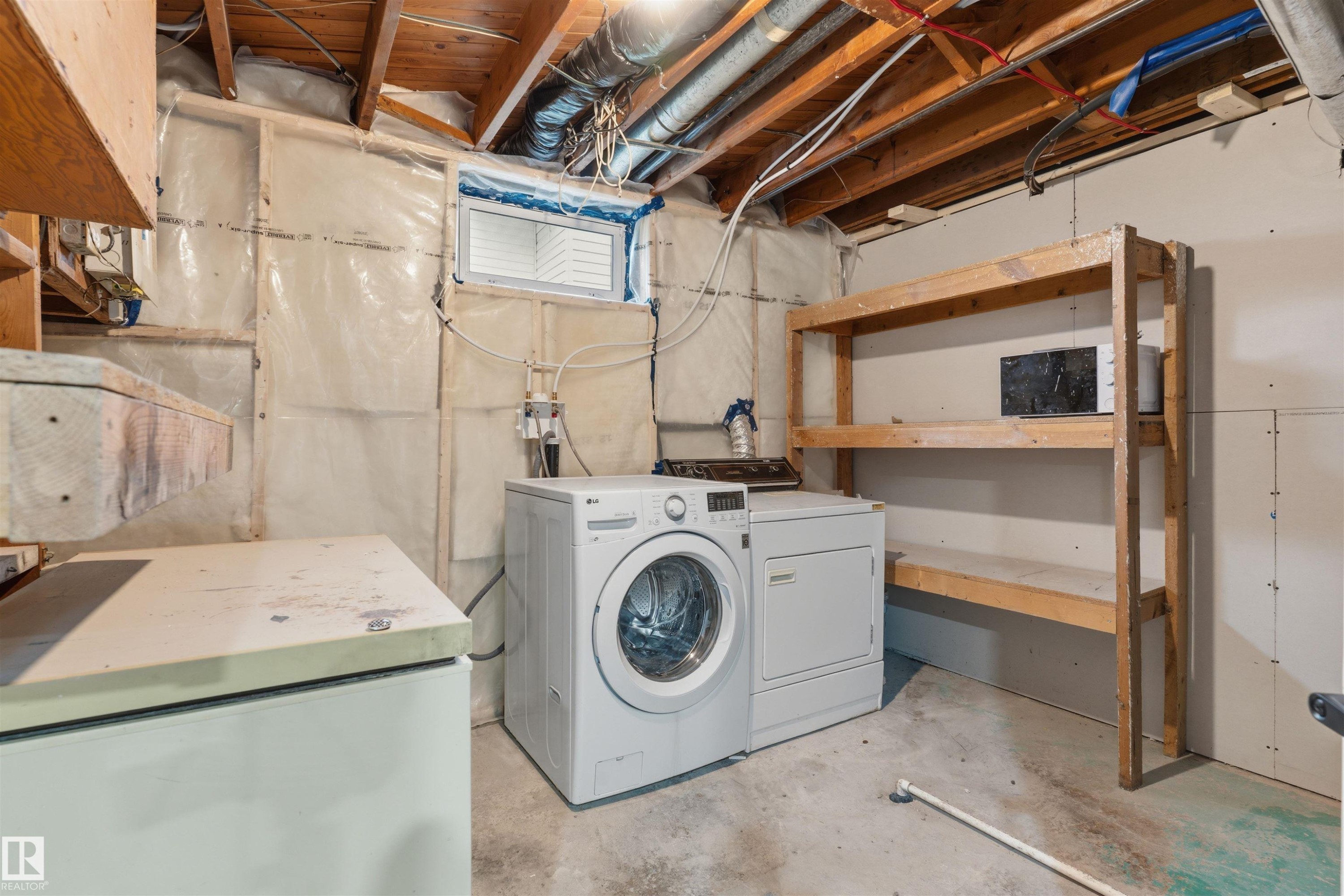 8328 165 Street Nw, Edmonton, AB - Indoor Photo Showing Laundry Room