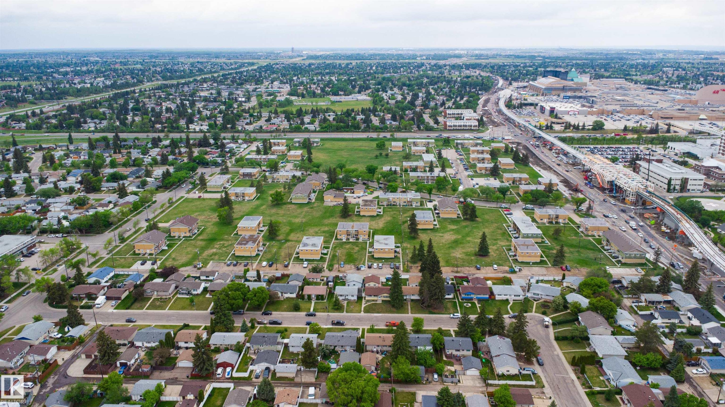 8328 165 Street Nw, Edmonton, AB - Outdoor With View