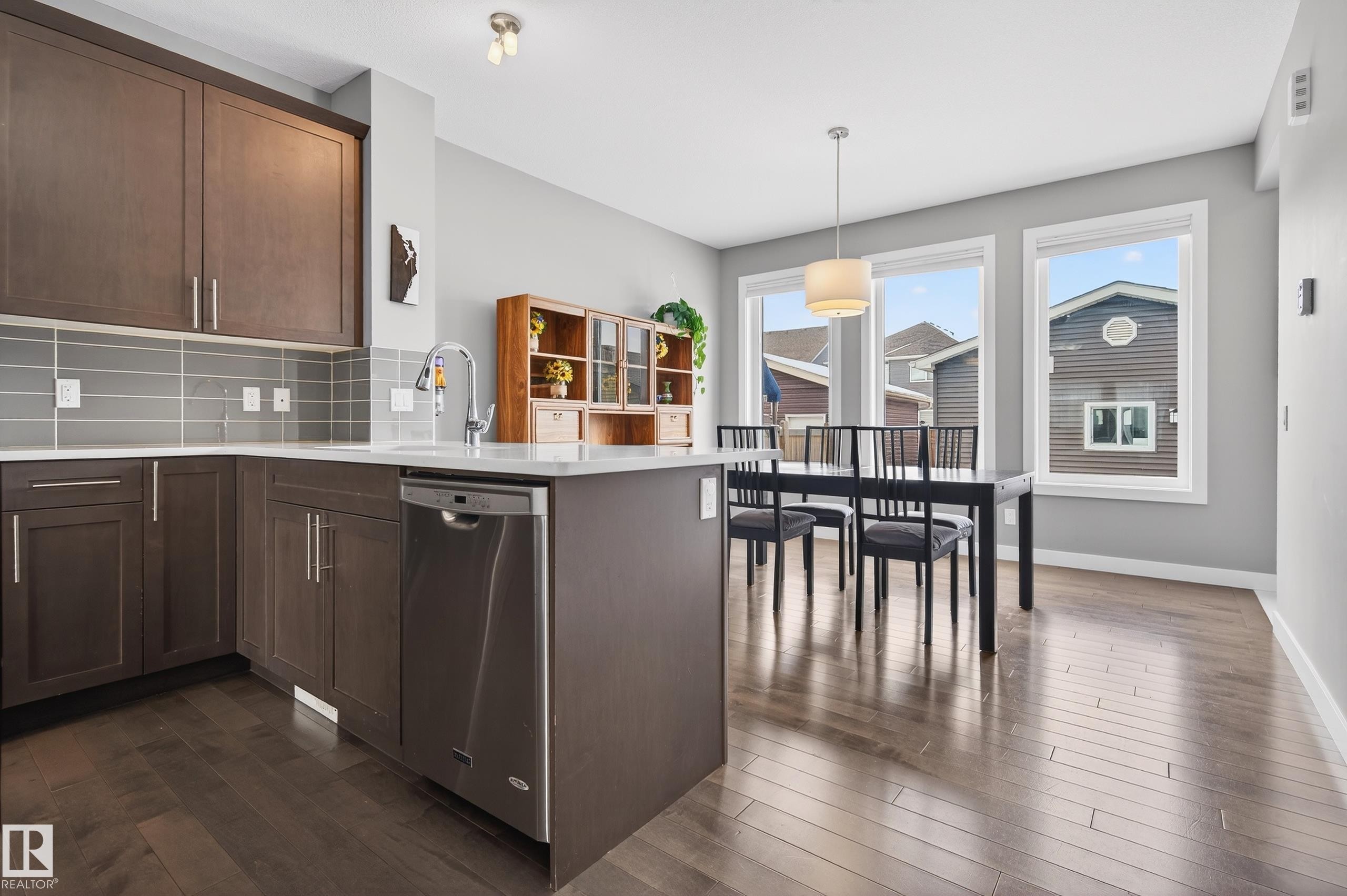 3428 Cherry Way Sw, Edmonton, AB - Indoor