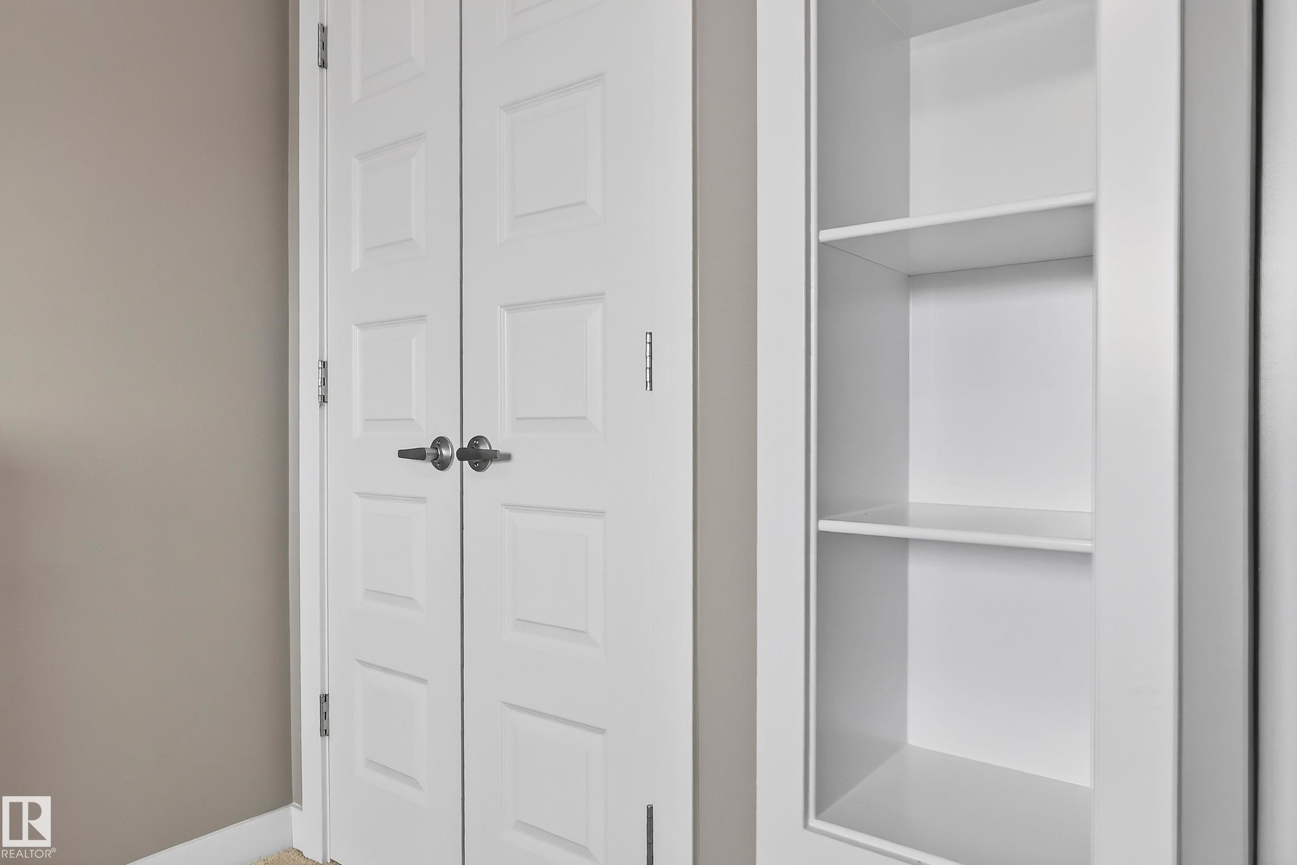 3428 Cherry Way Sw, Edmonton, AB - Indoor Photo Showing Other Room