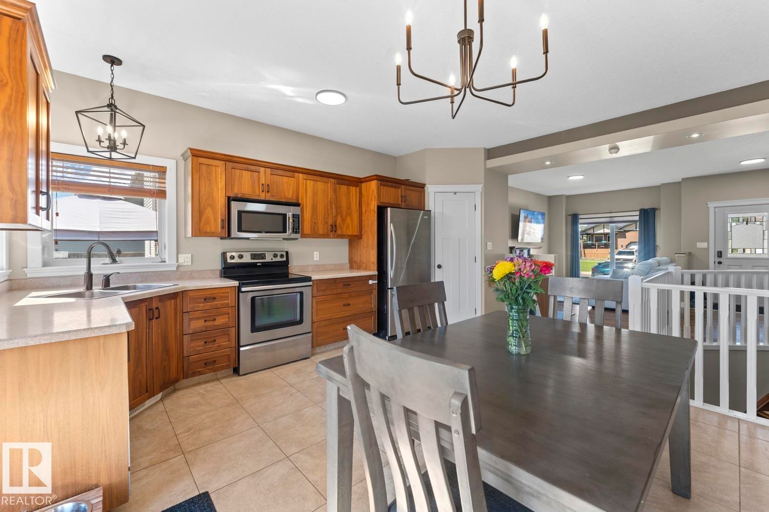 5911 Meadow Way, Cold Lake, AB
