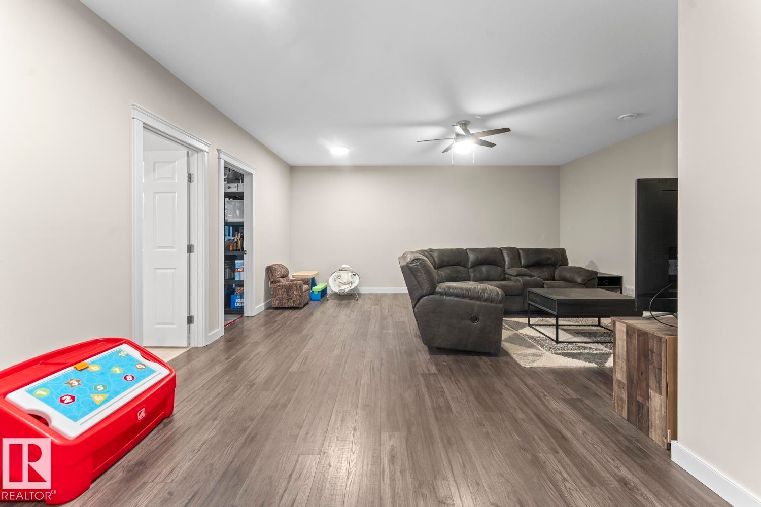 5911 Meadow Way, Cold Lake, AB