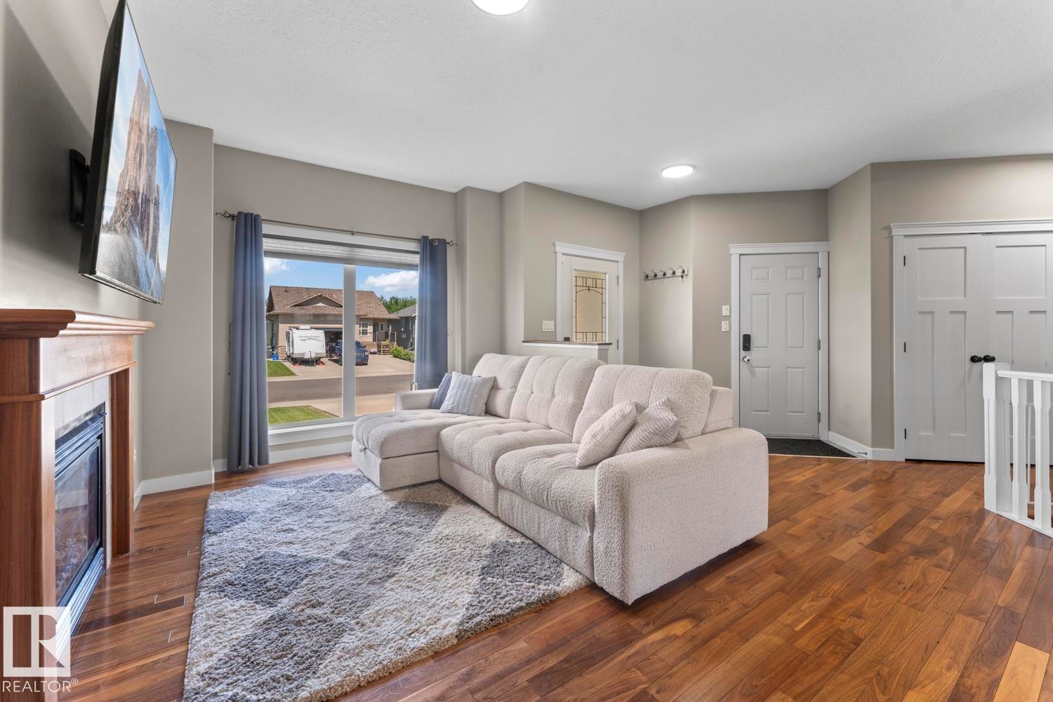 5911 Meadow Way, Cold Lake, AB