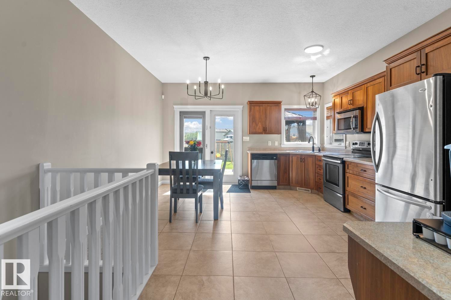 5911 Meadow Way, Cold Lake, AB