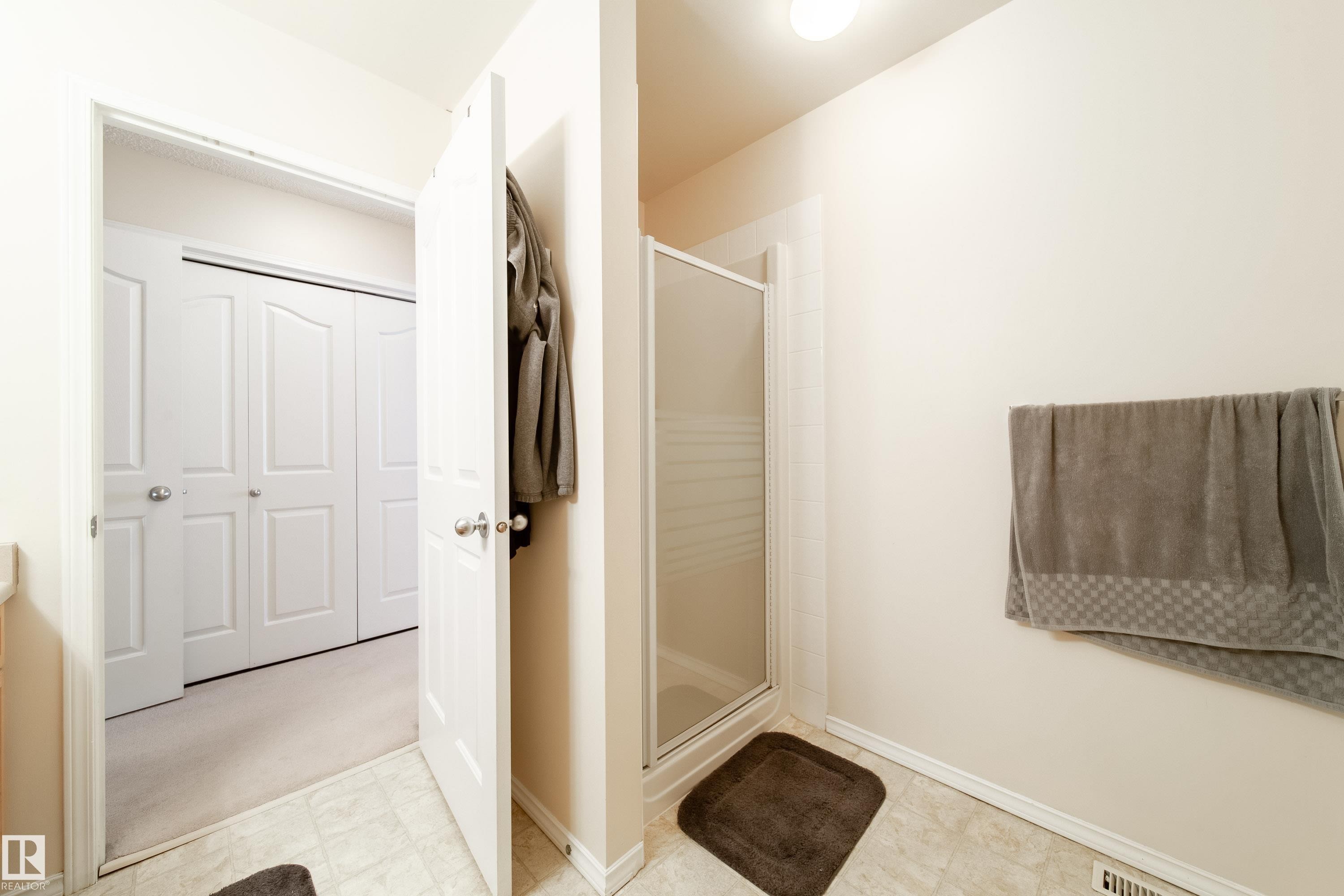 #11 10235 111 St Nw, Edmonton, AB