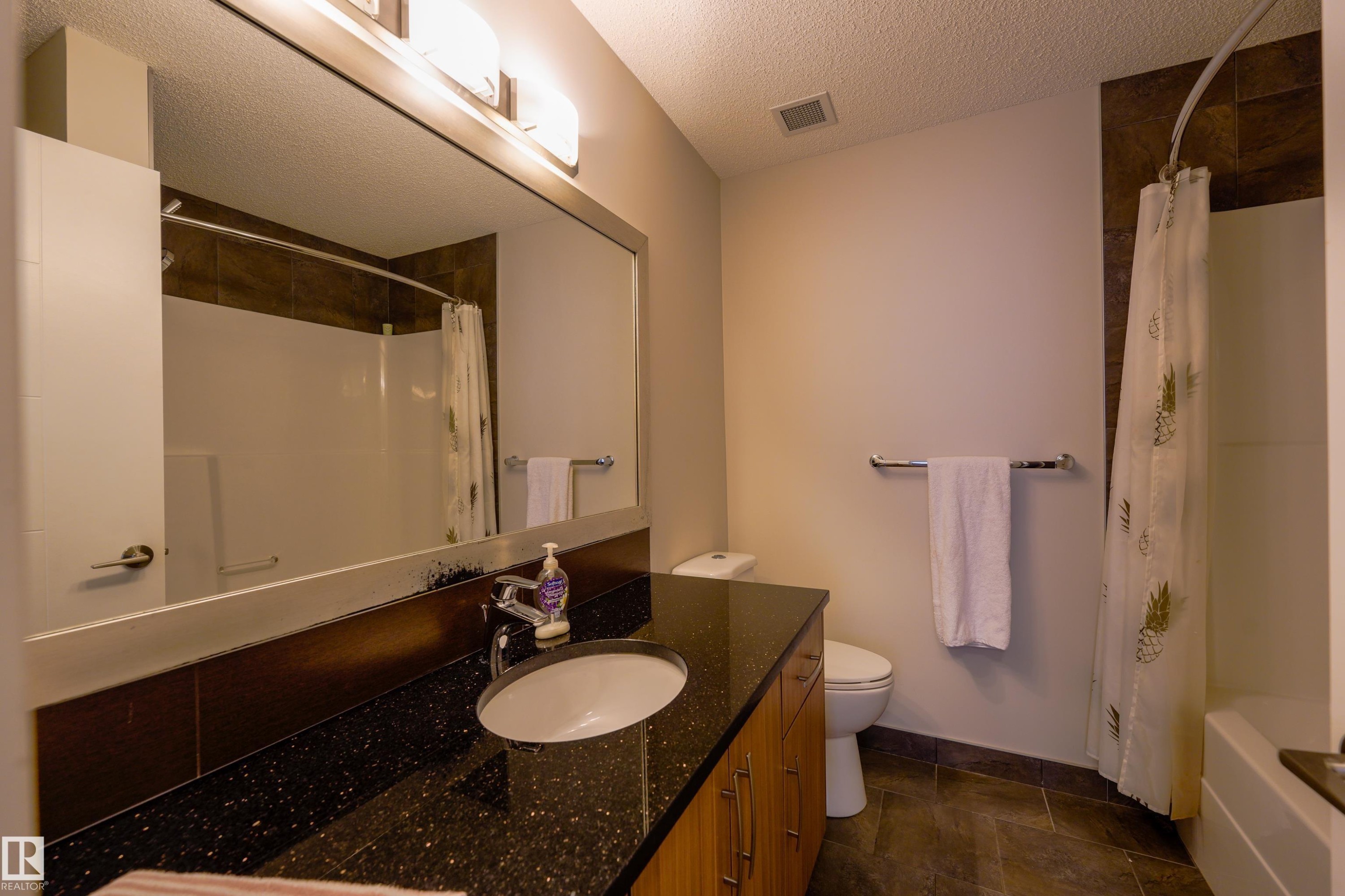 316 10523 123 Street, Edmonton, AB
