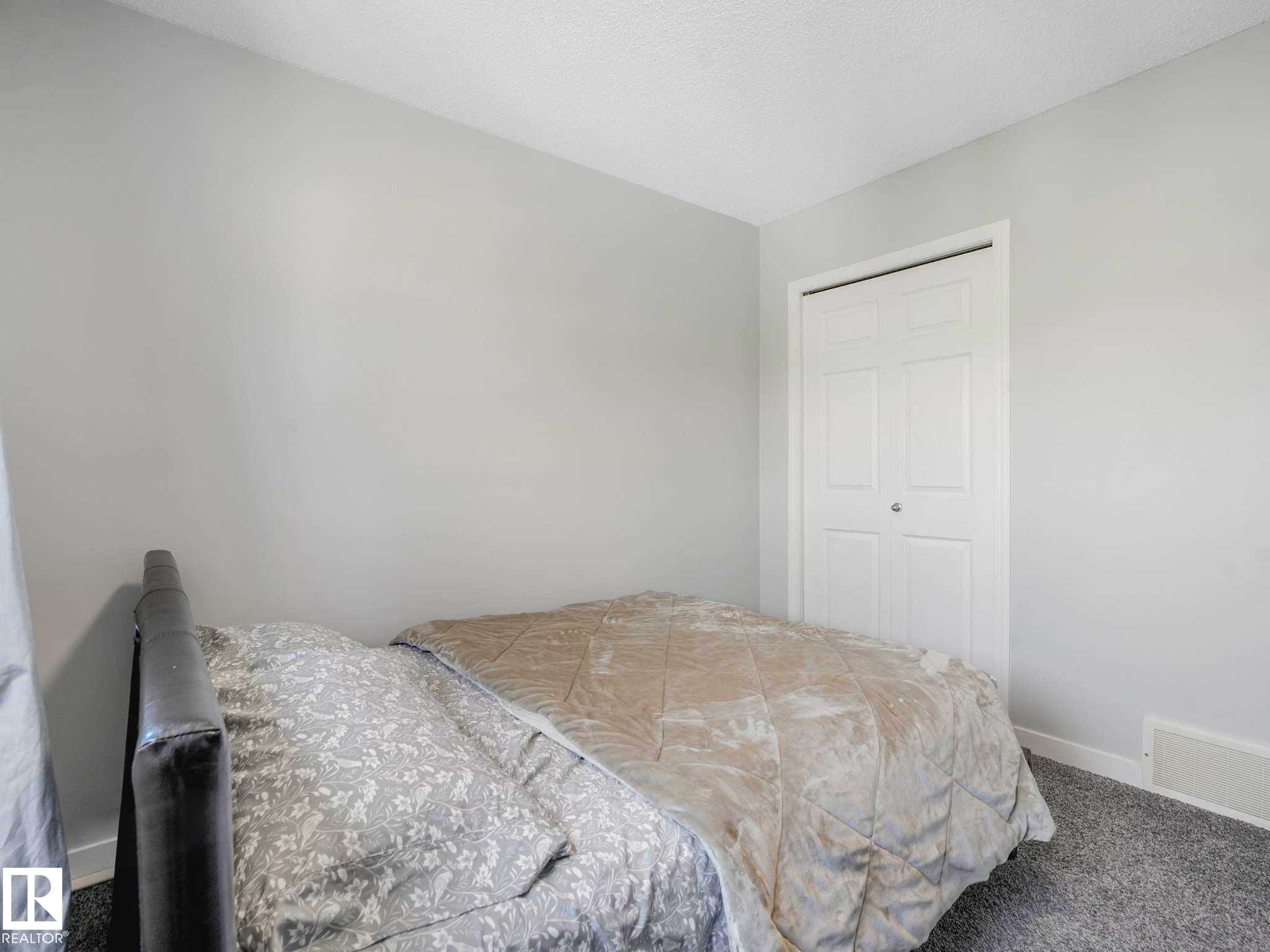 21360 89 Avenue, Edmonton, AB