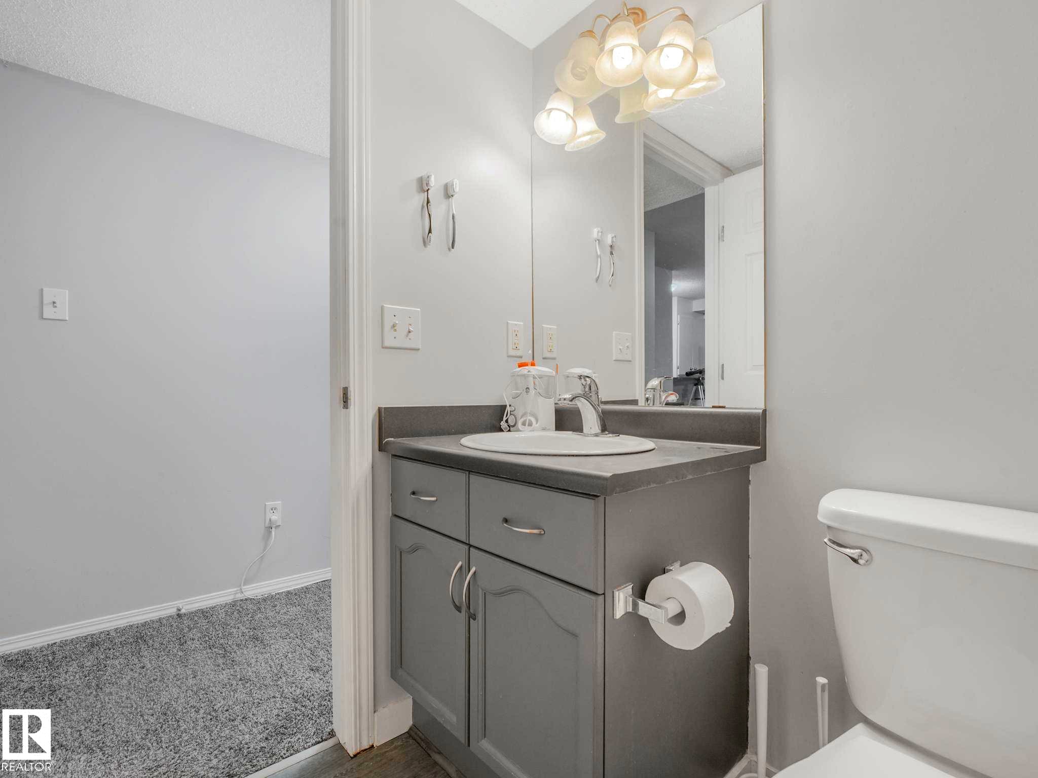 21360 89 Avenue, Edmonton, AB