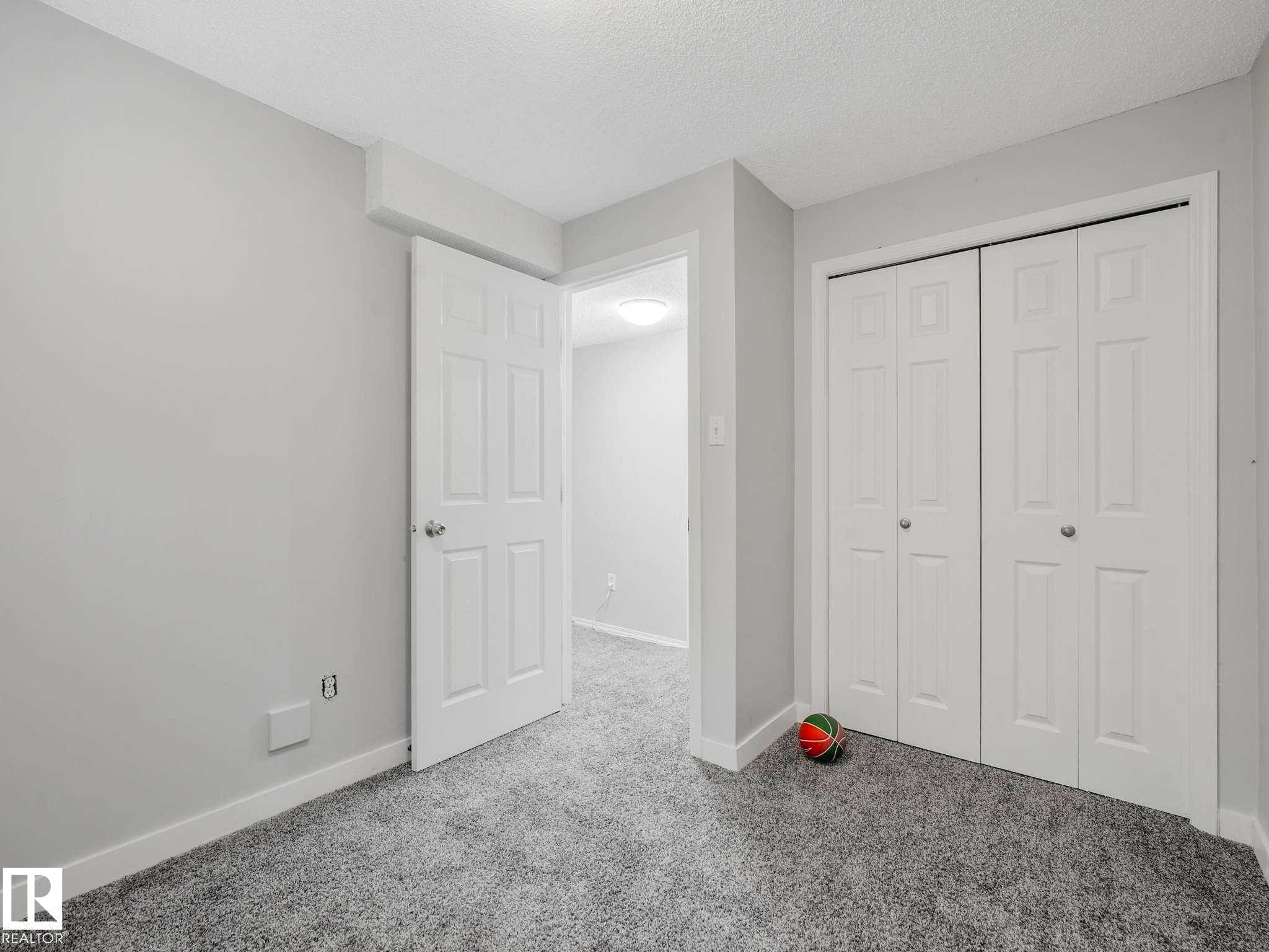 21360 89 Avenue, Edmonton, AB