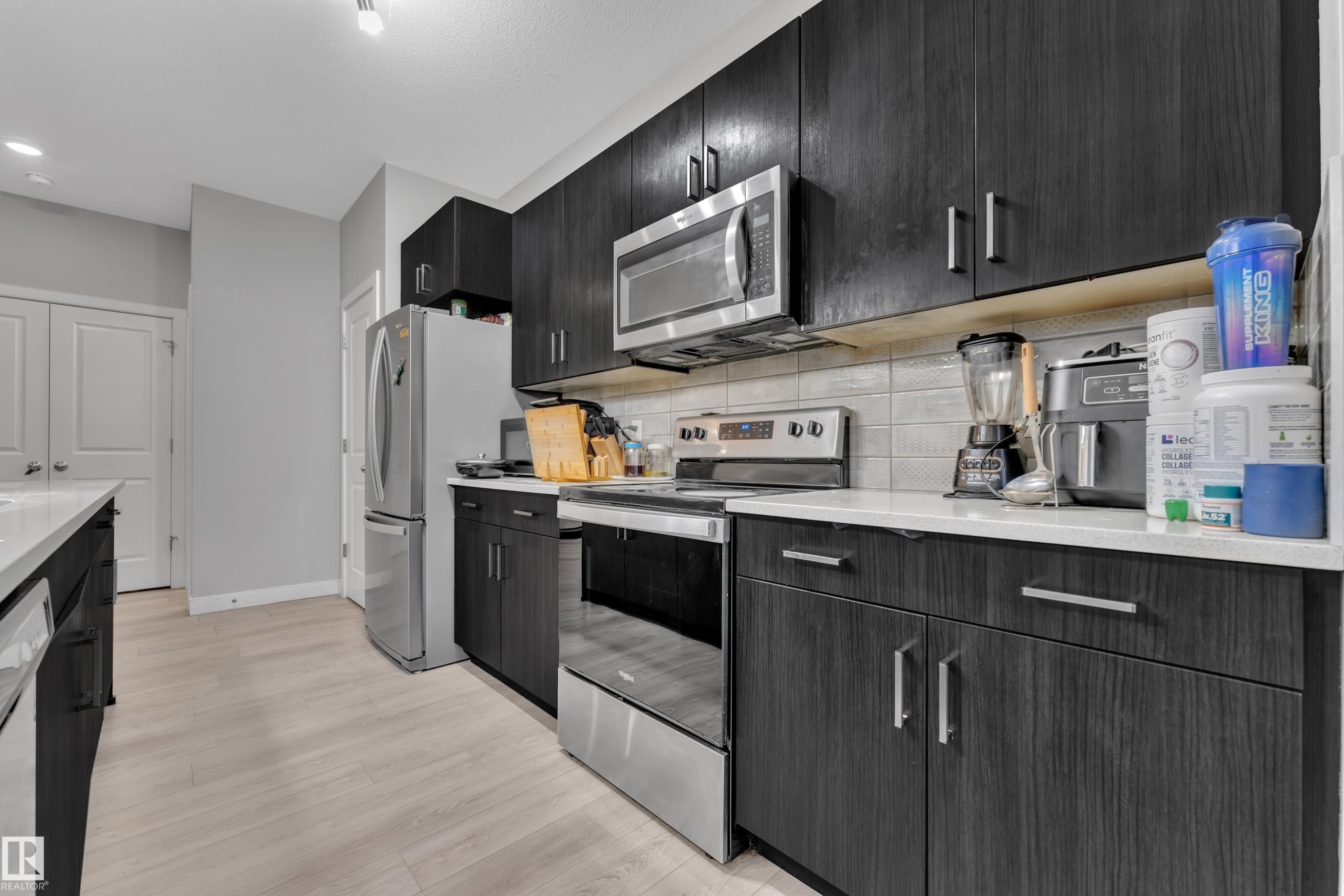 Kitchen - 9328 Pear Link Link, Edmonton, AB