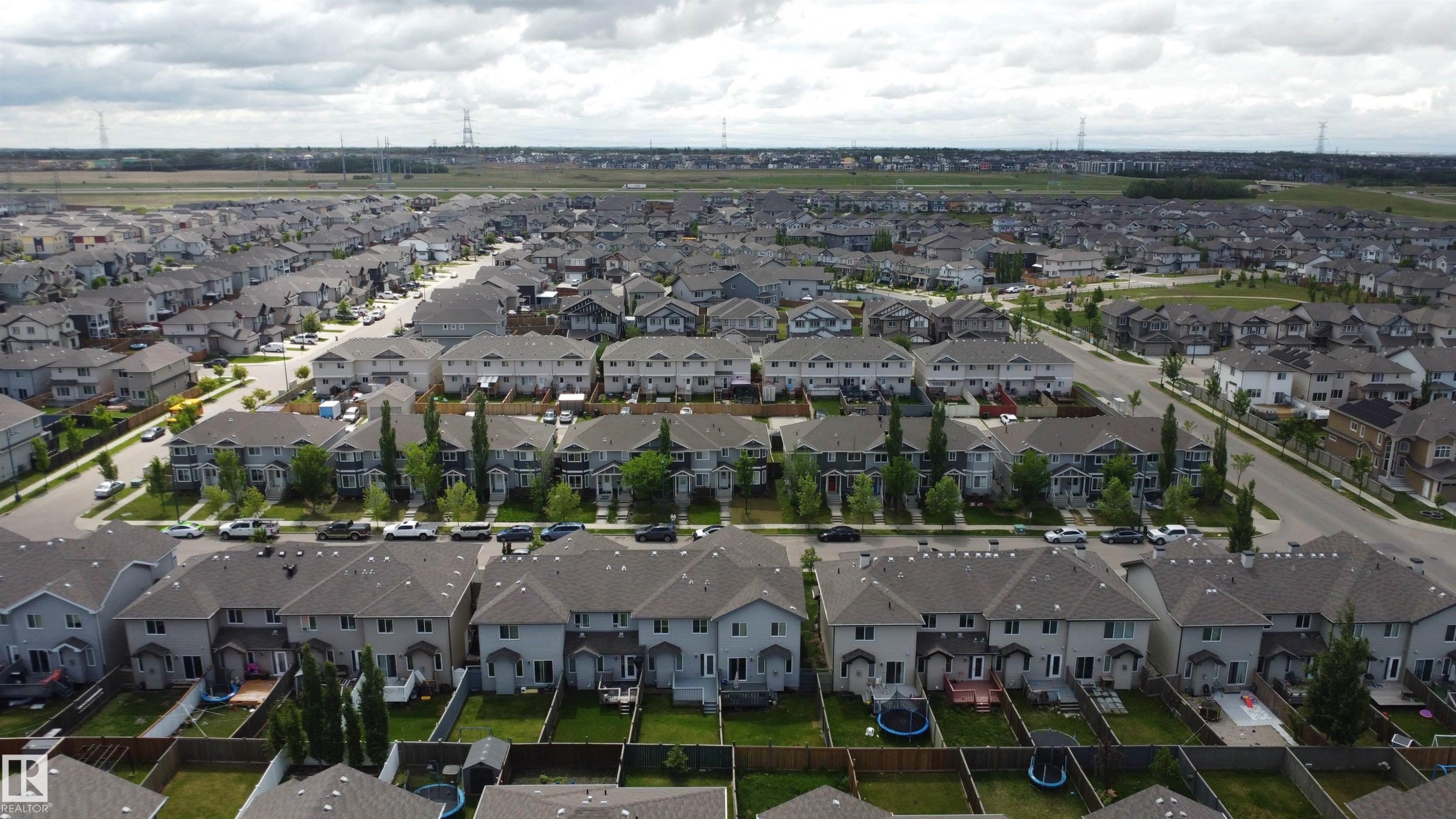 3044 16 Avenue Nw, Edmonton, AB