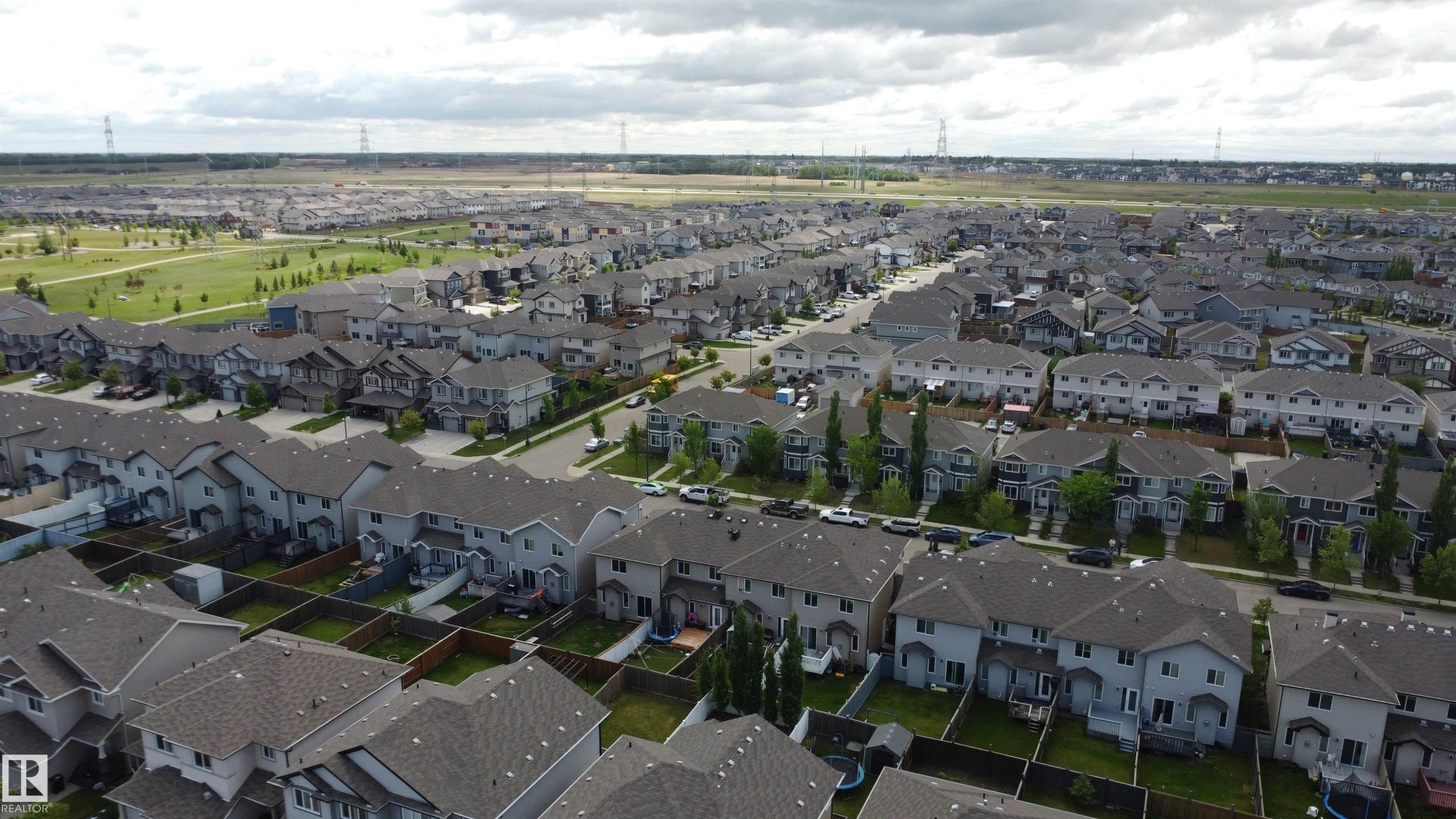 3044 16 Avenue Nw, Edmonton, AB
