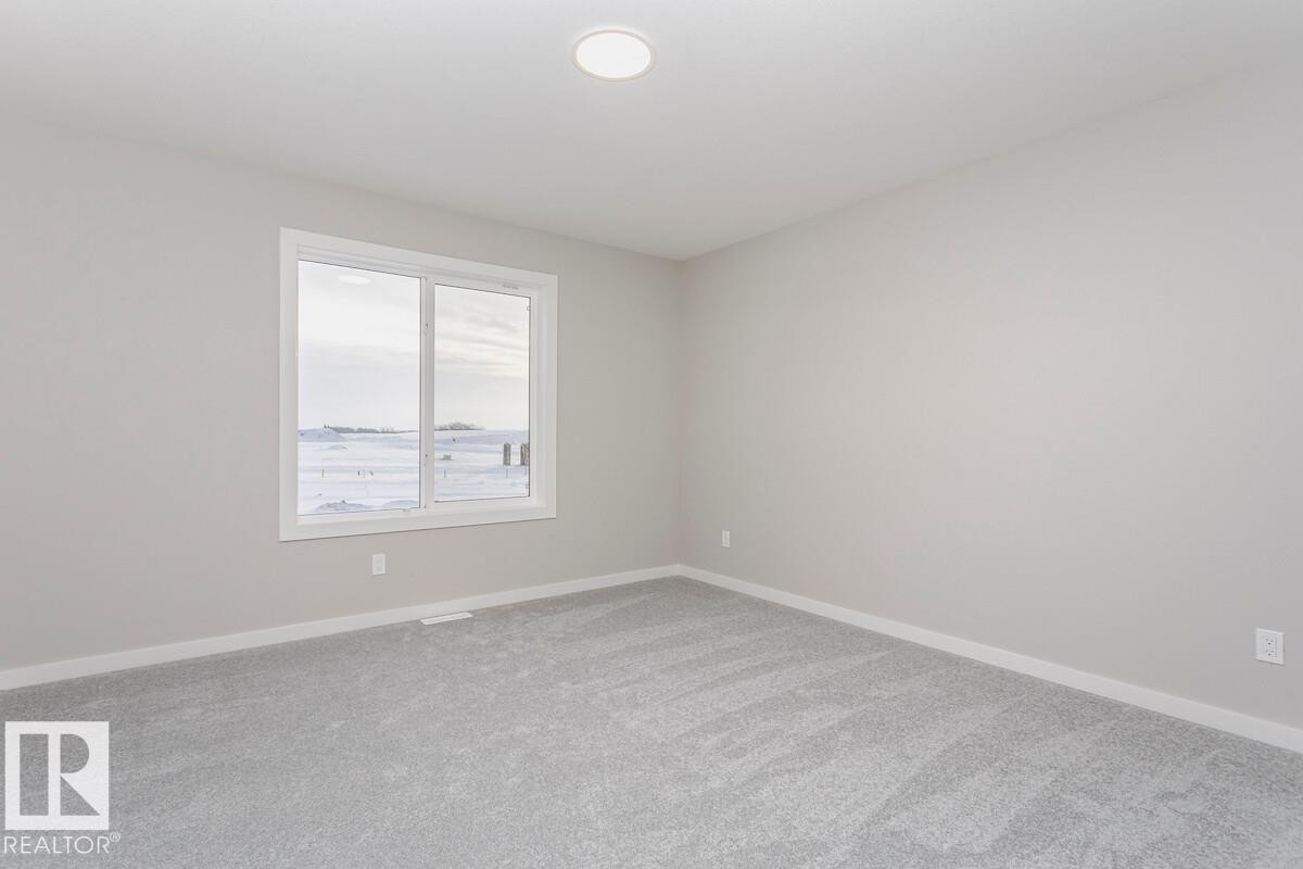 2851 64 Street Sw, Edmonton, AB - Indoor Photo Showing Other Room