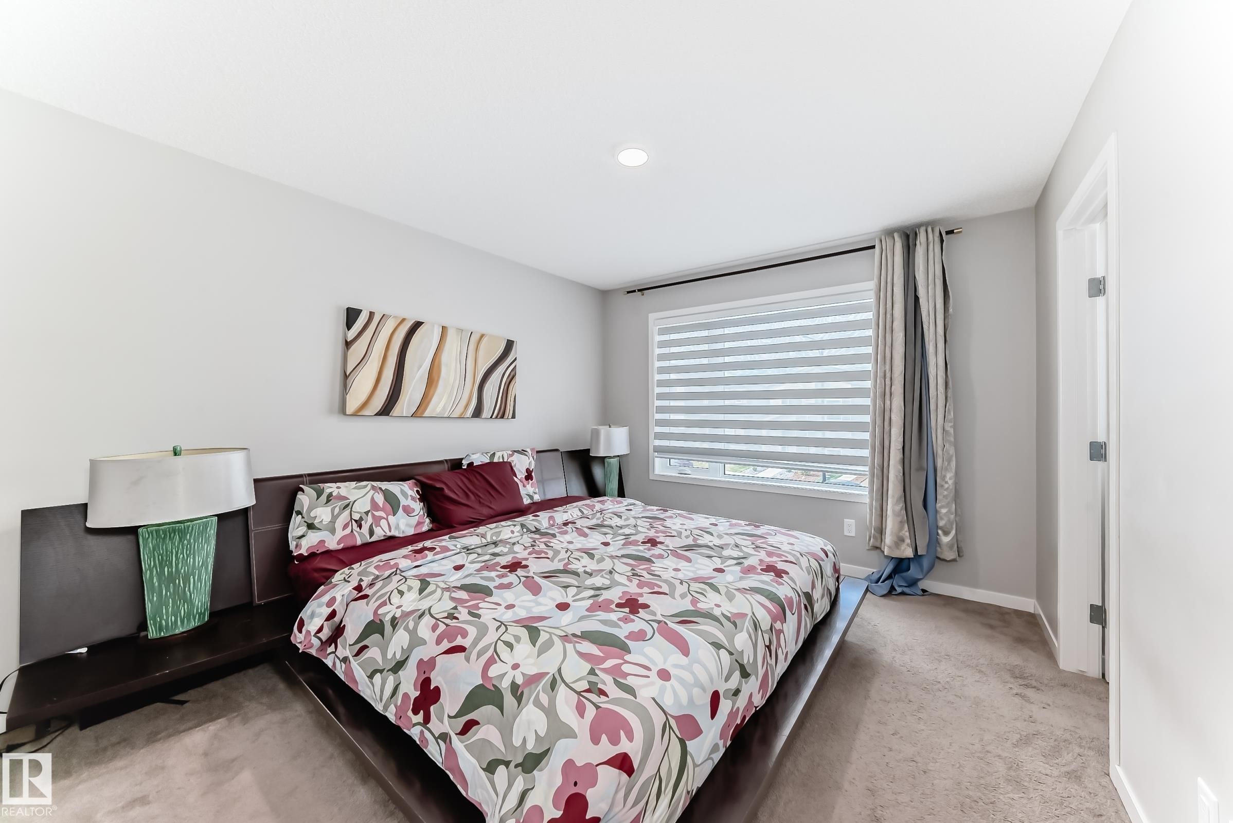 5357 Lark Landing, Edmonton, AB - Indoor Photo Showing Bedroom