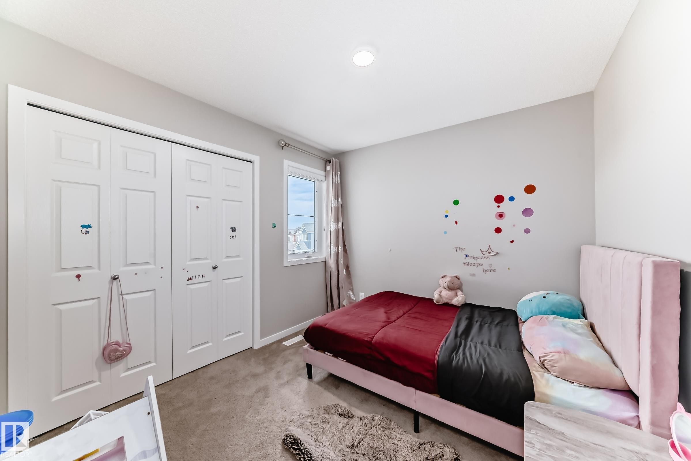 5357 Lark Landing, Edmonton, AB - Indoor Photo Showing Bedroom