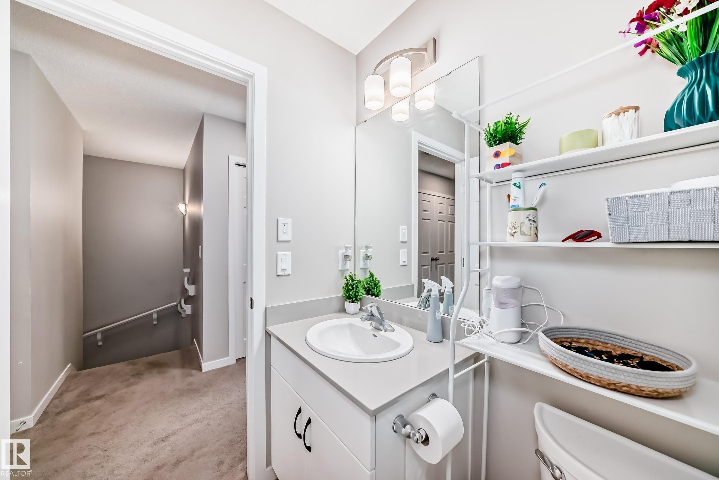 5357 Lark Landing, Edmonton, AB - Indoor