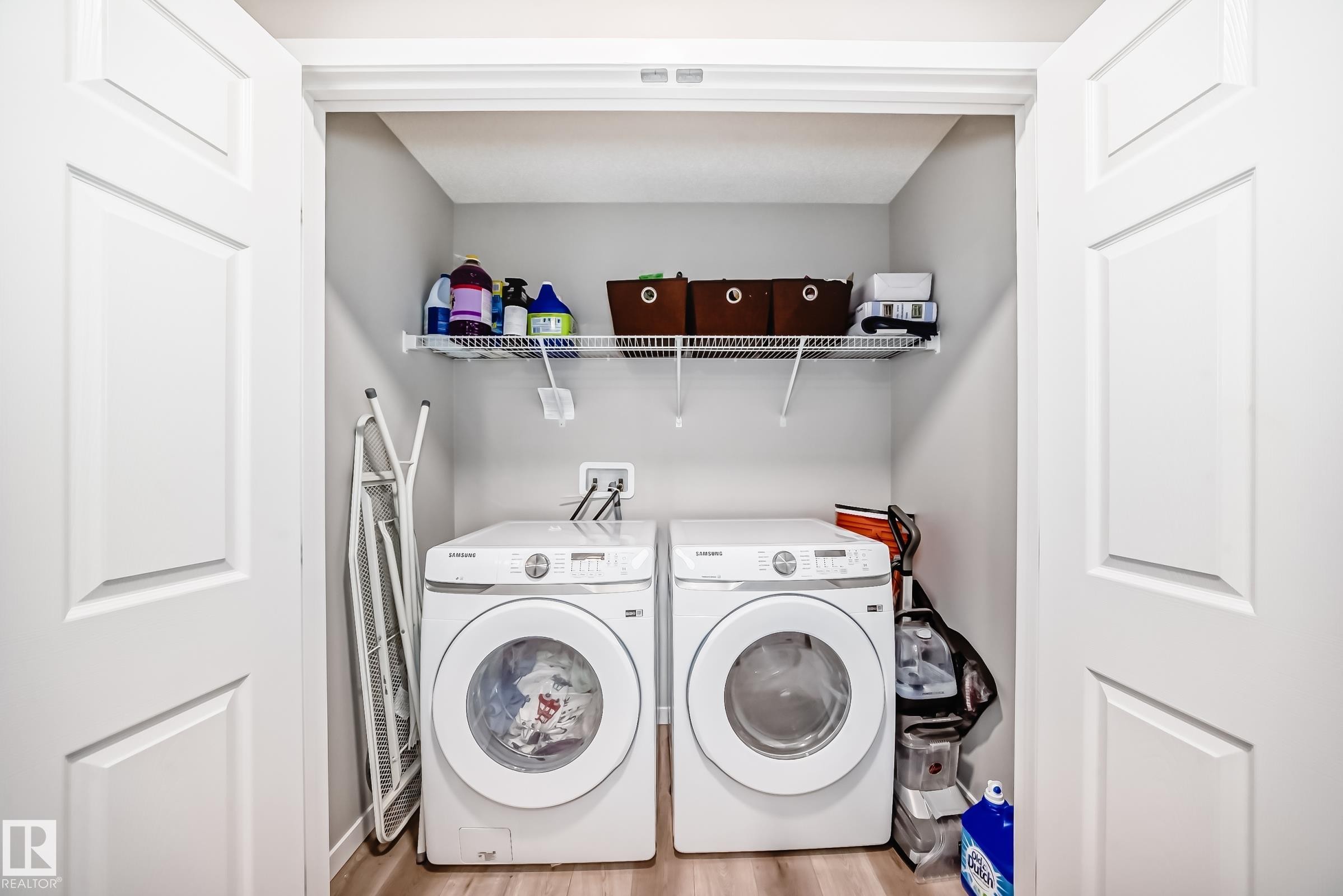 5357 Lark Landing, Edmonton, AB - Indoor Photo Showing Laundry Room