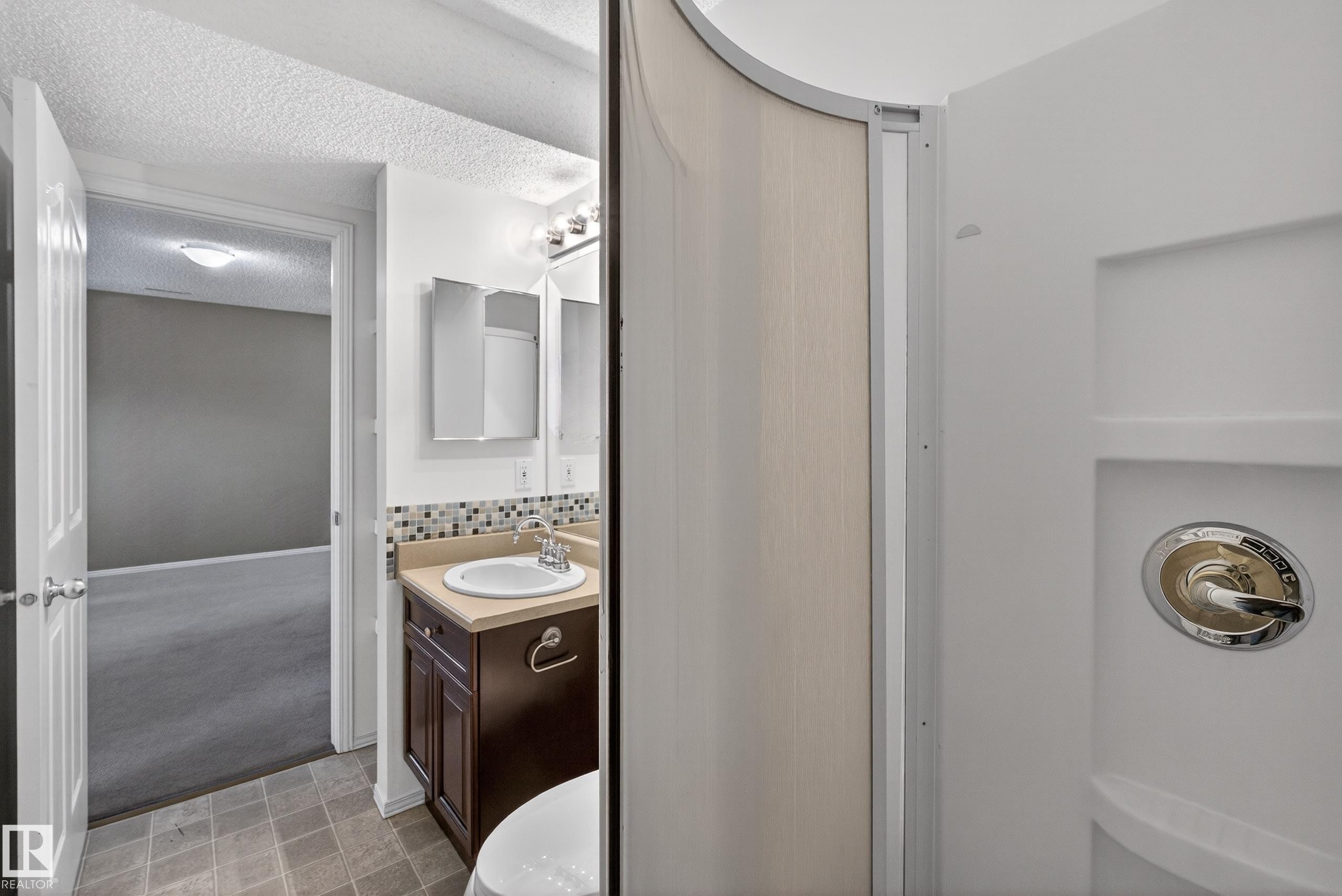 3779 18 Street, Edmonton, AB